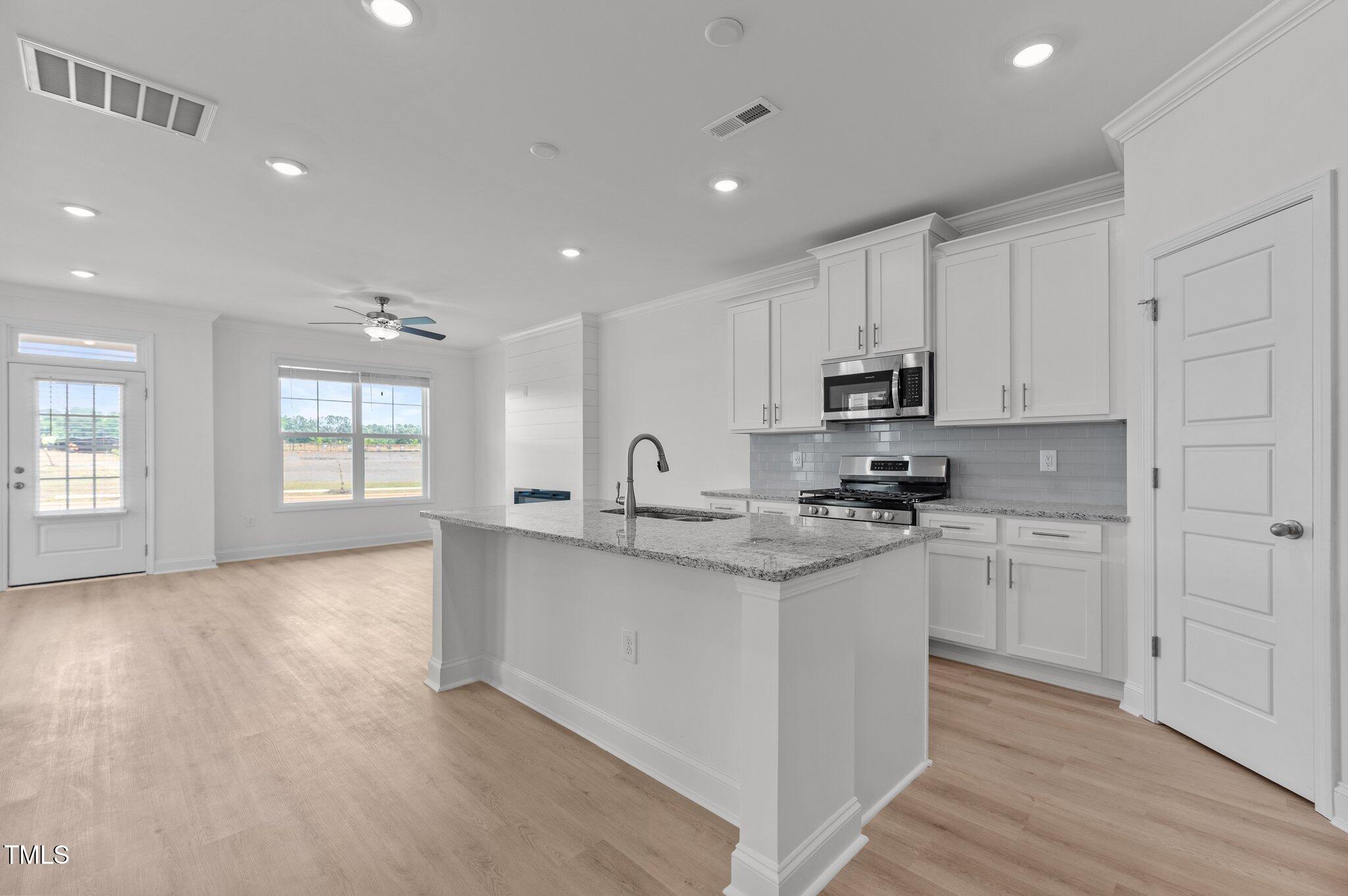 945 Alma Railway Drive # 559