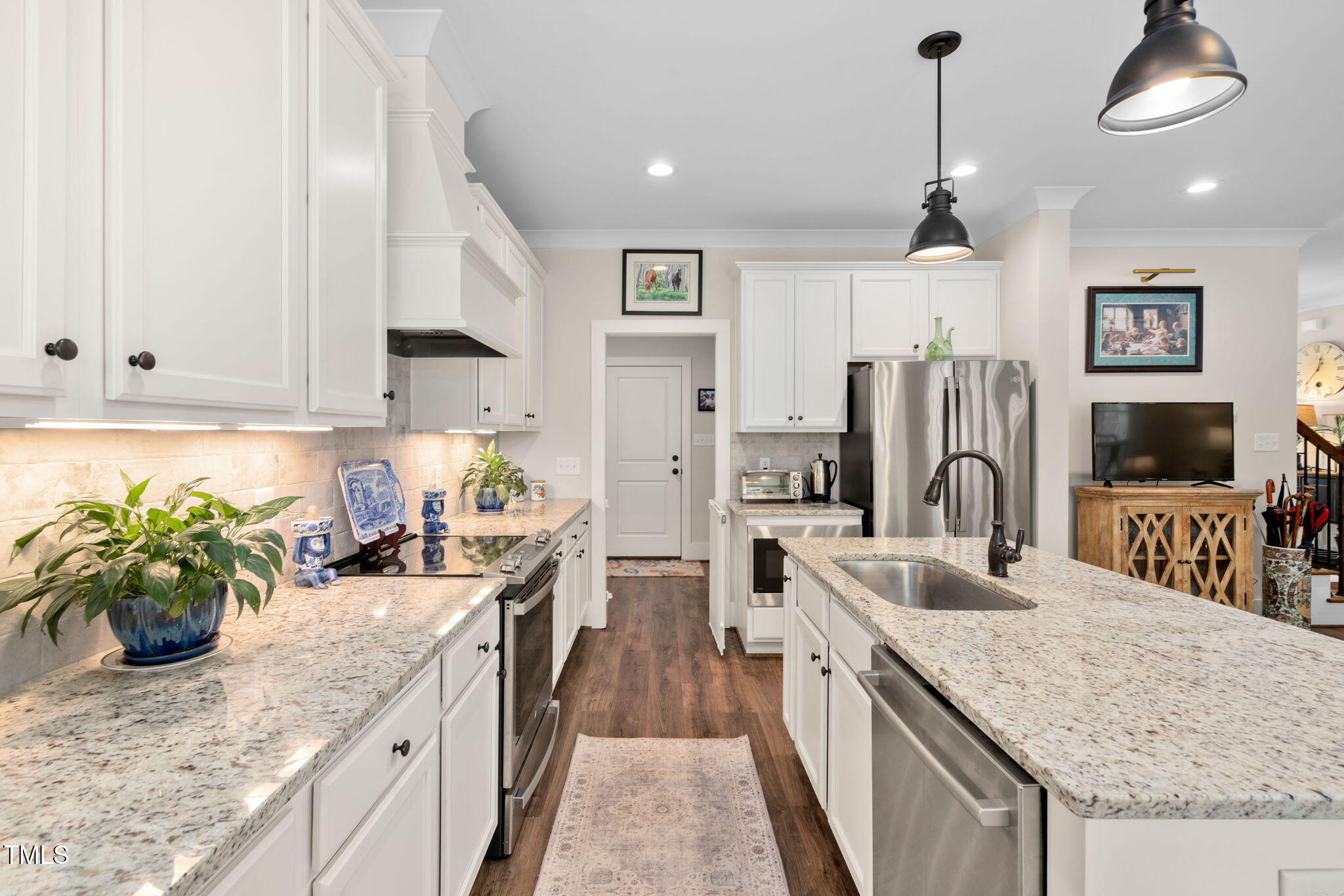 564 Woodbridge Court