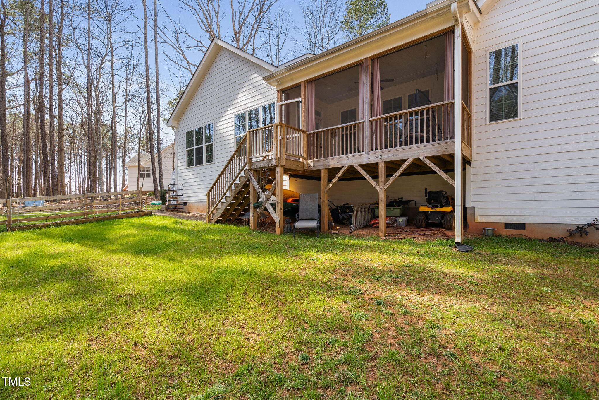 564 Woodbridge Court