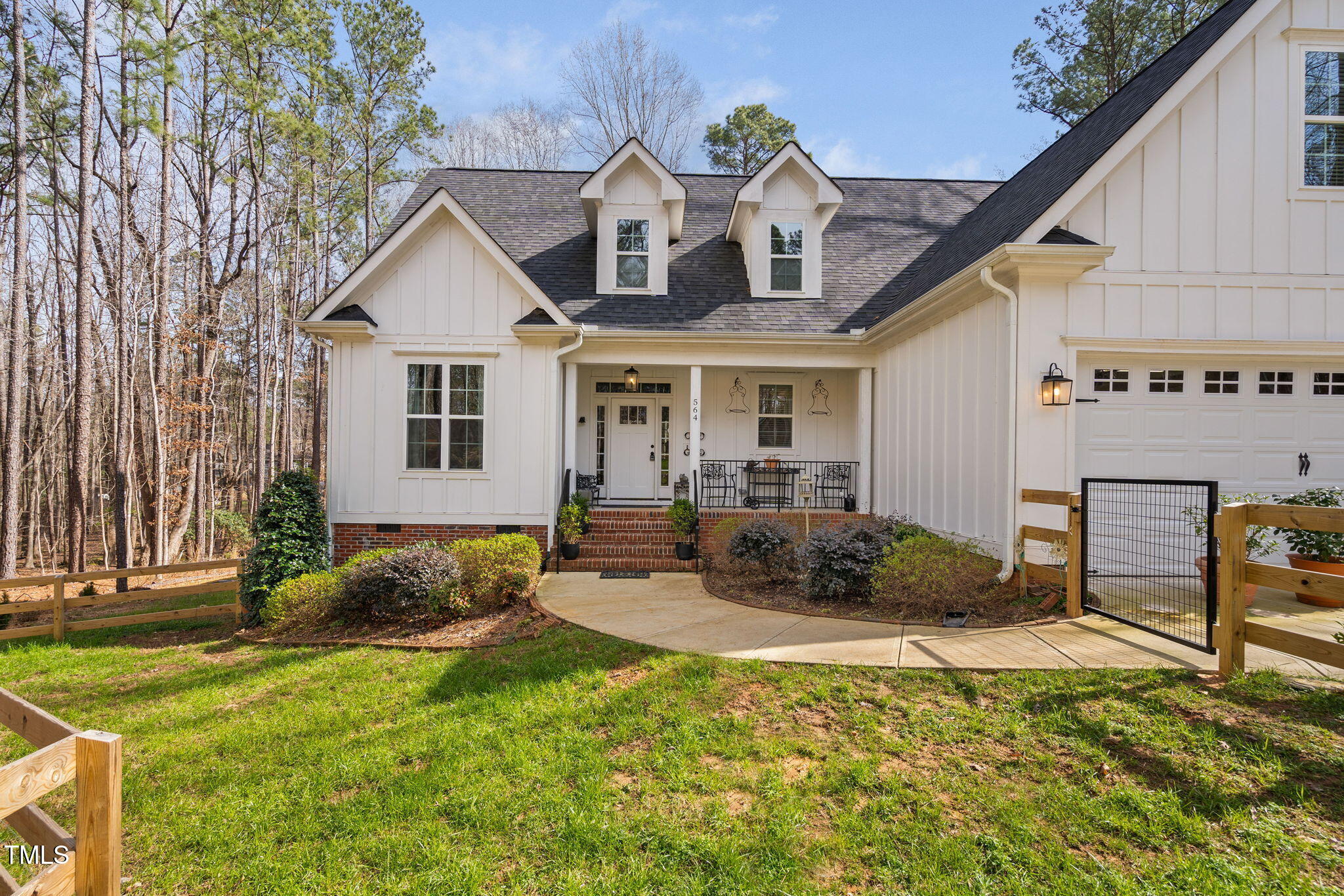 564 Woodbridge Court