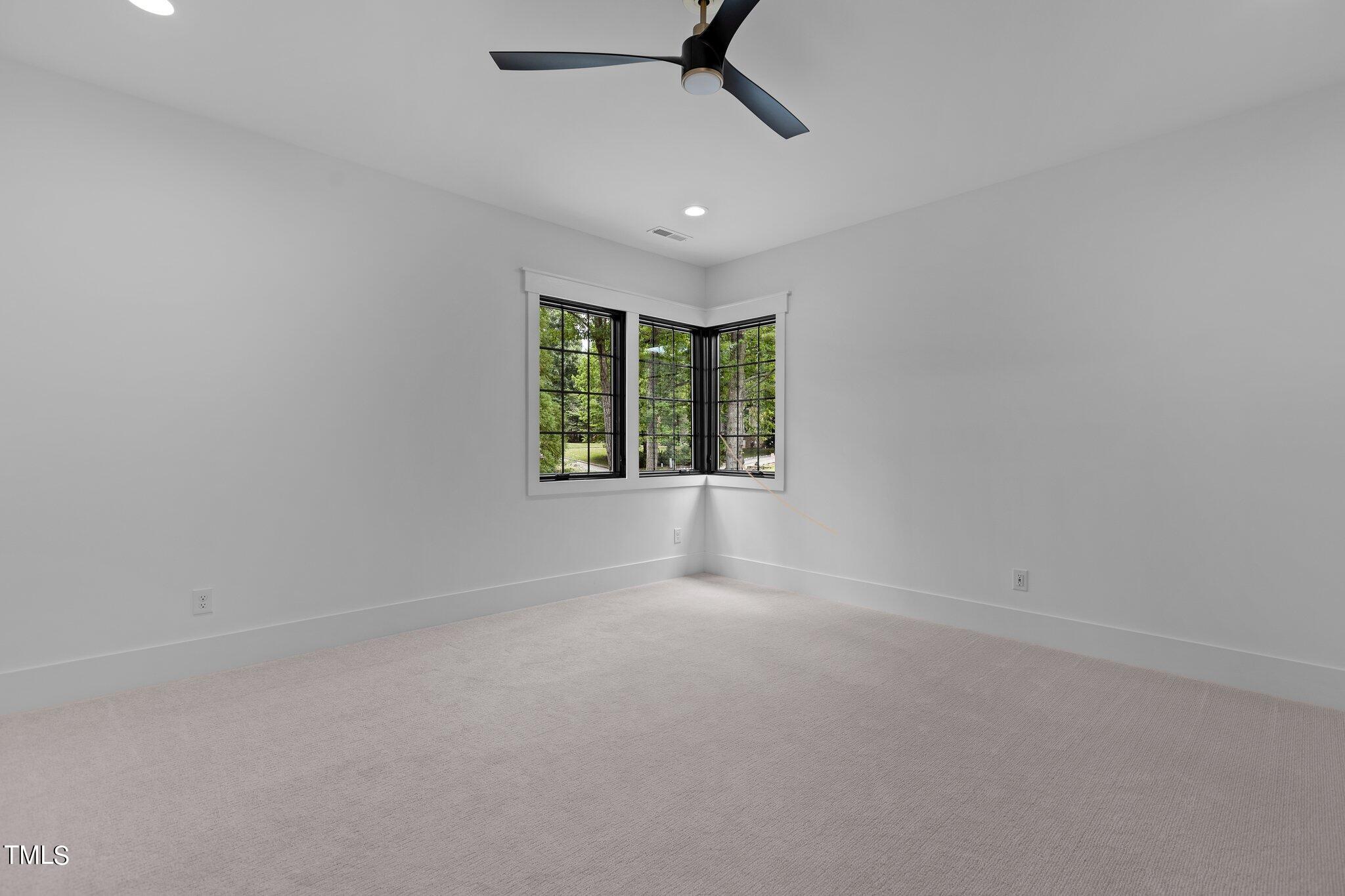 7621 Wingfoot Drive
