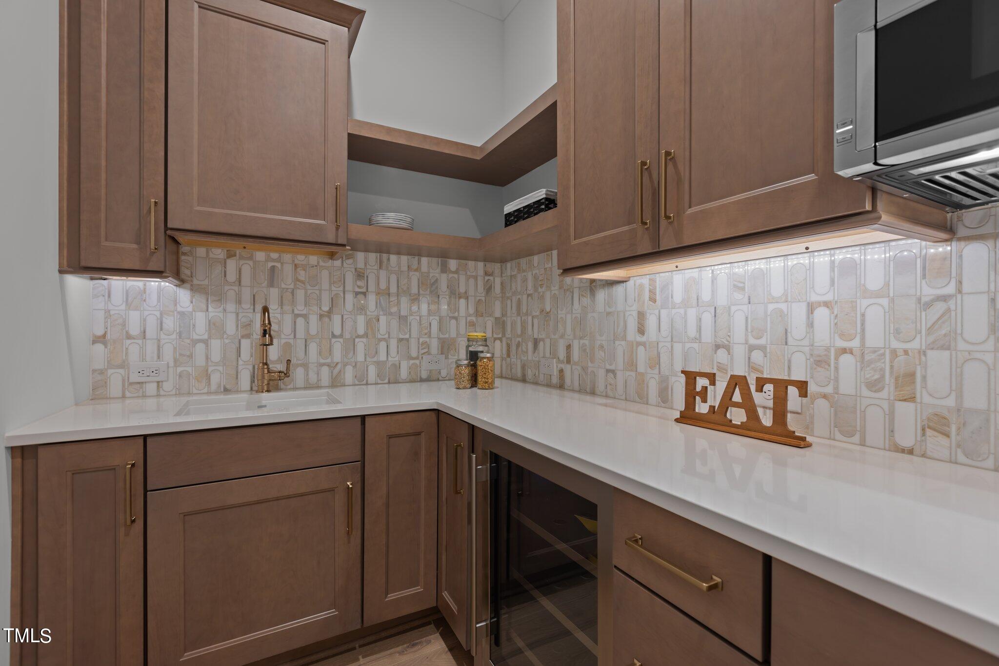 7621 Wingfoot Drive