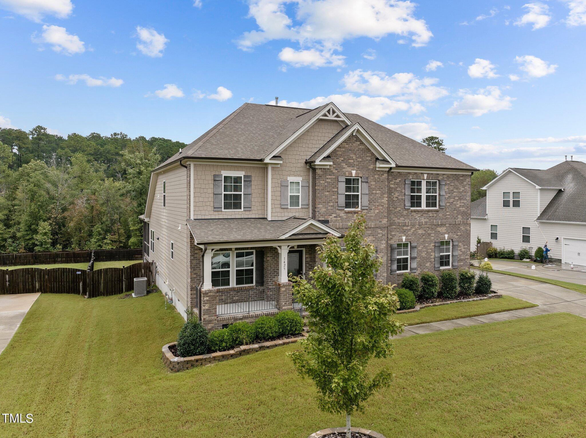 1425 Beaver Tan Court
