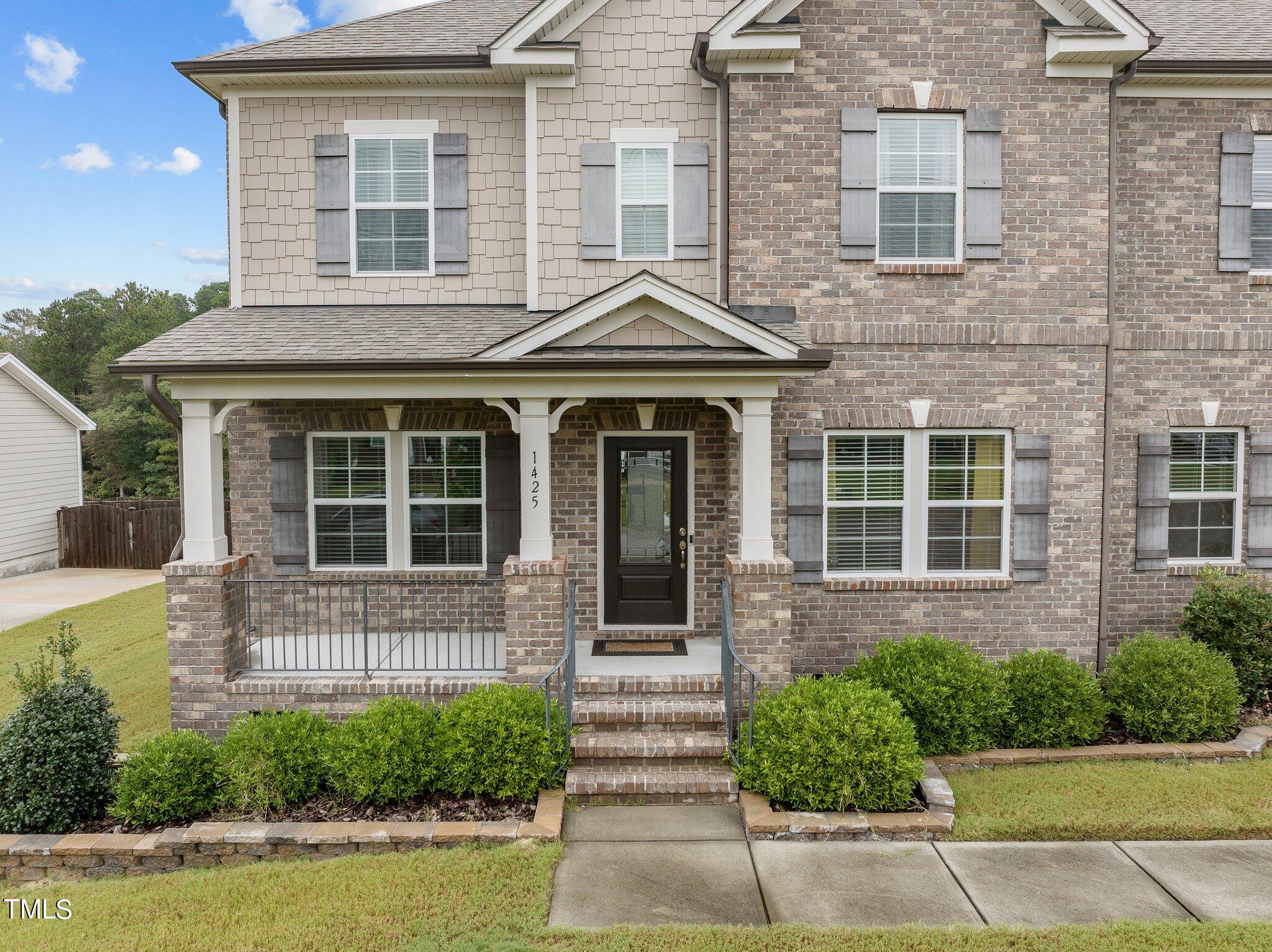 1425 Beaver Tan Court