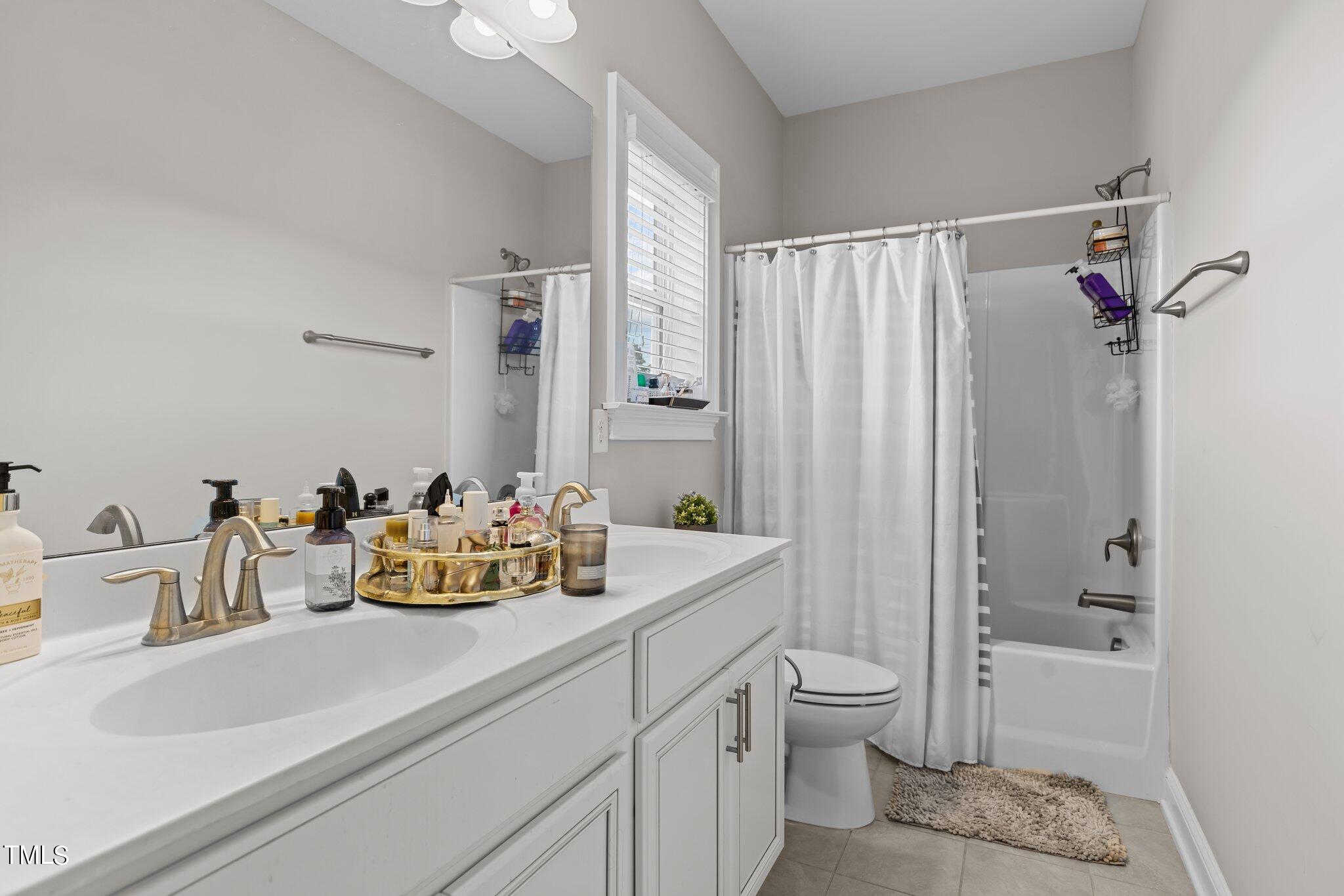 1425 Beaver Tan Court