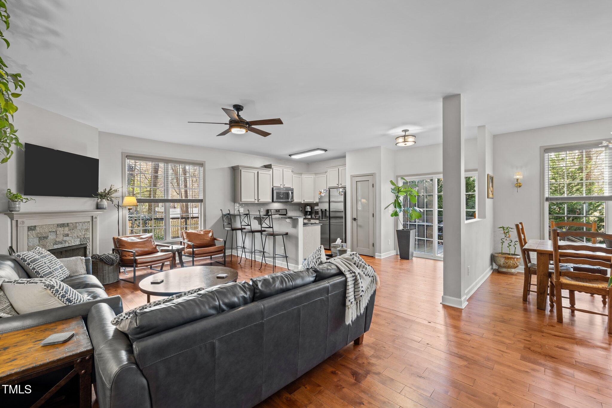 1404 Vanguard Place