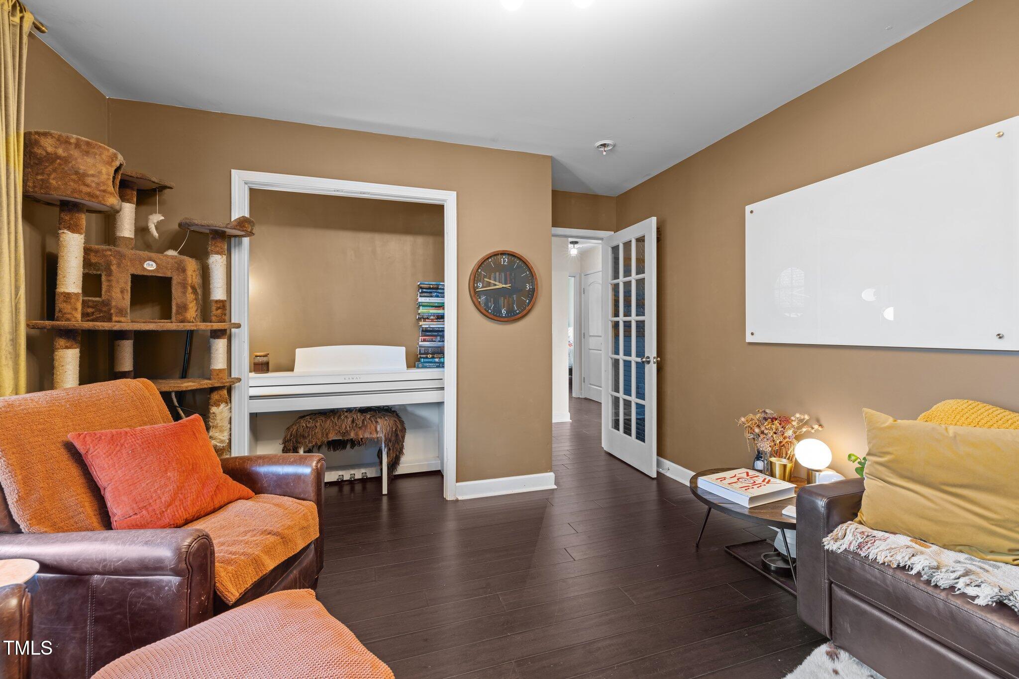 1404 Vanguard Place