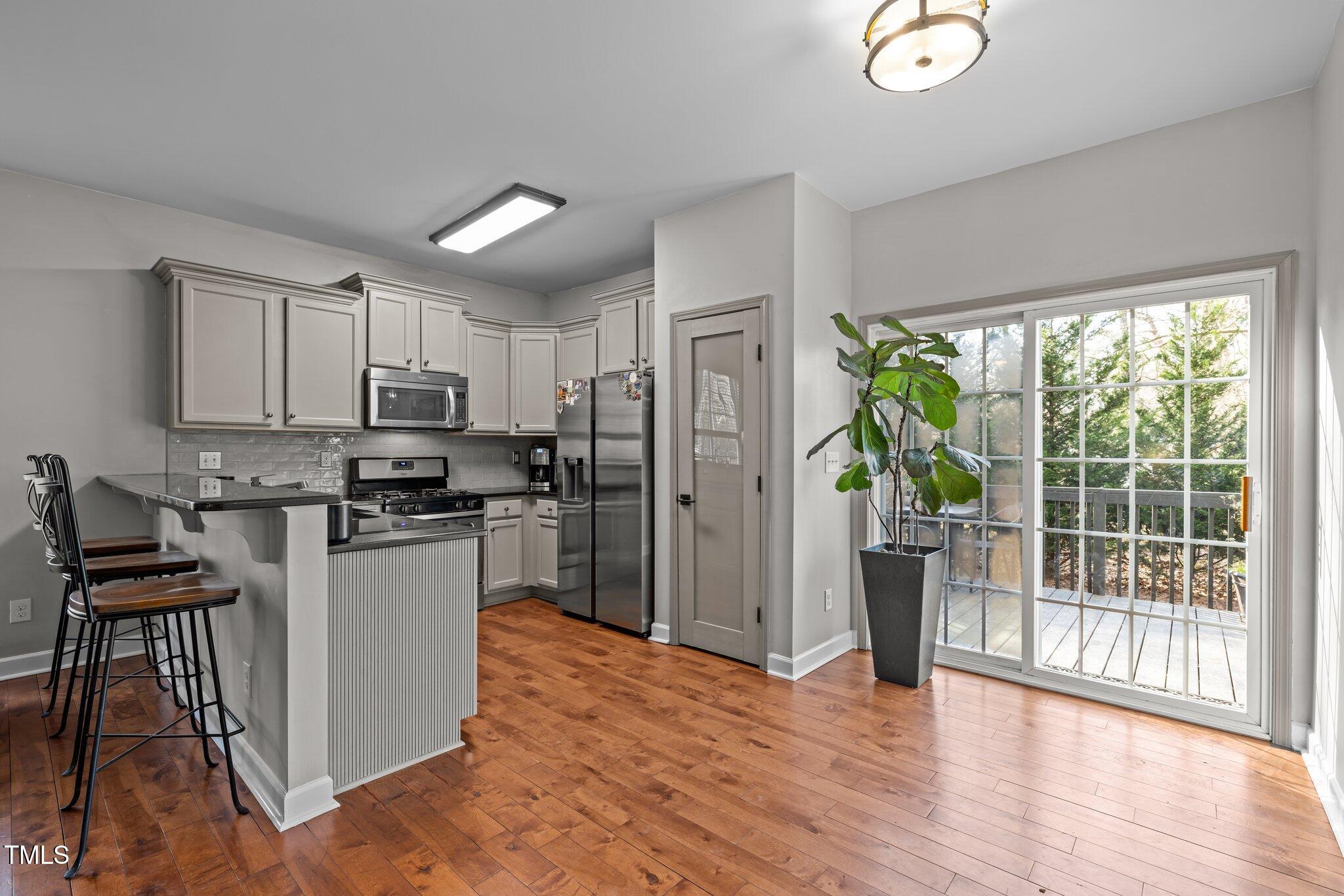 1404 Vanguard Place