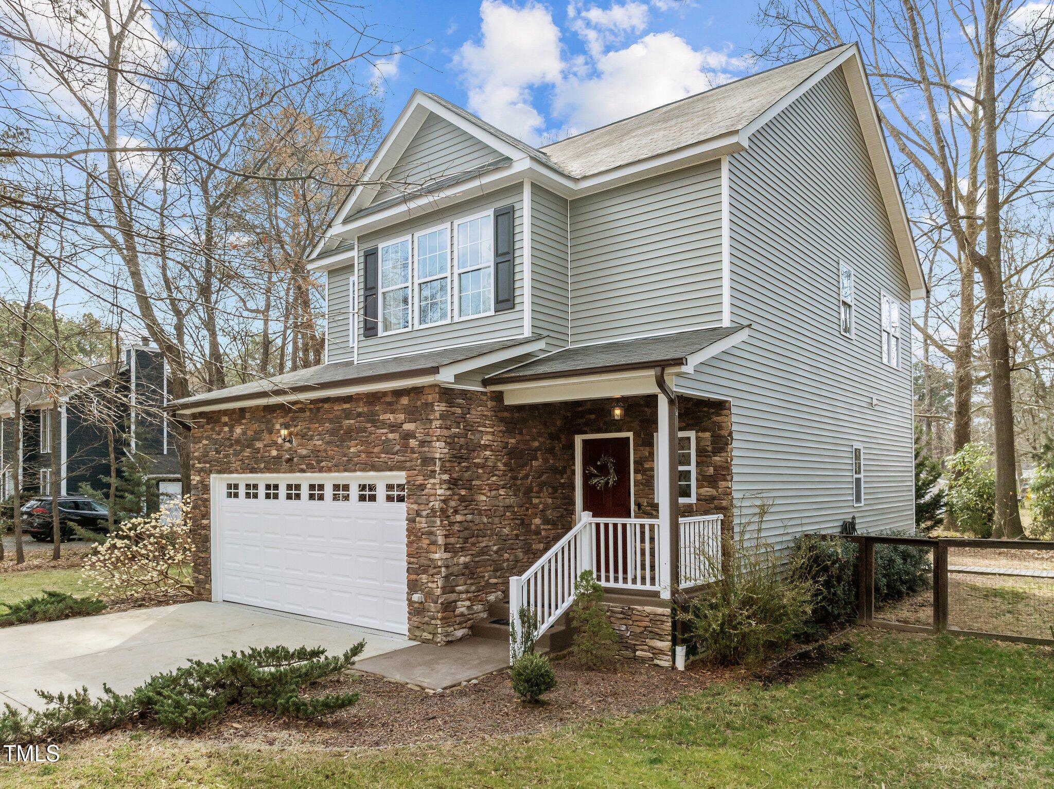 1404 Vanguard Place
