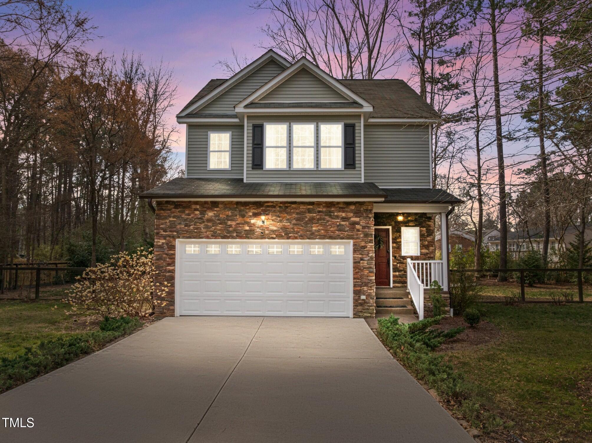 1404 Vanguard Place