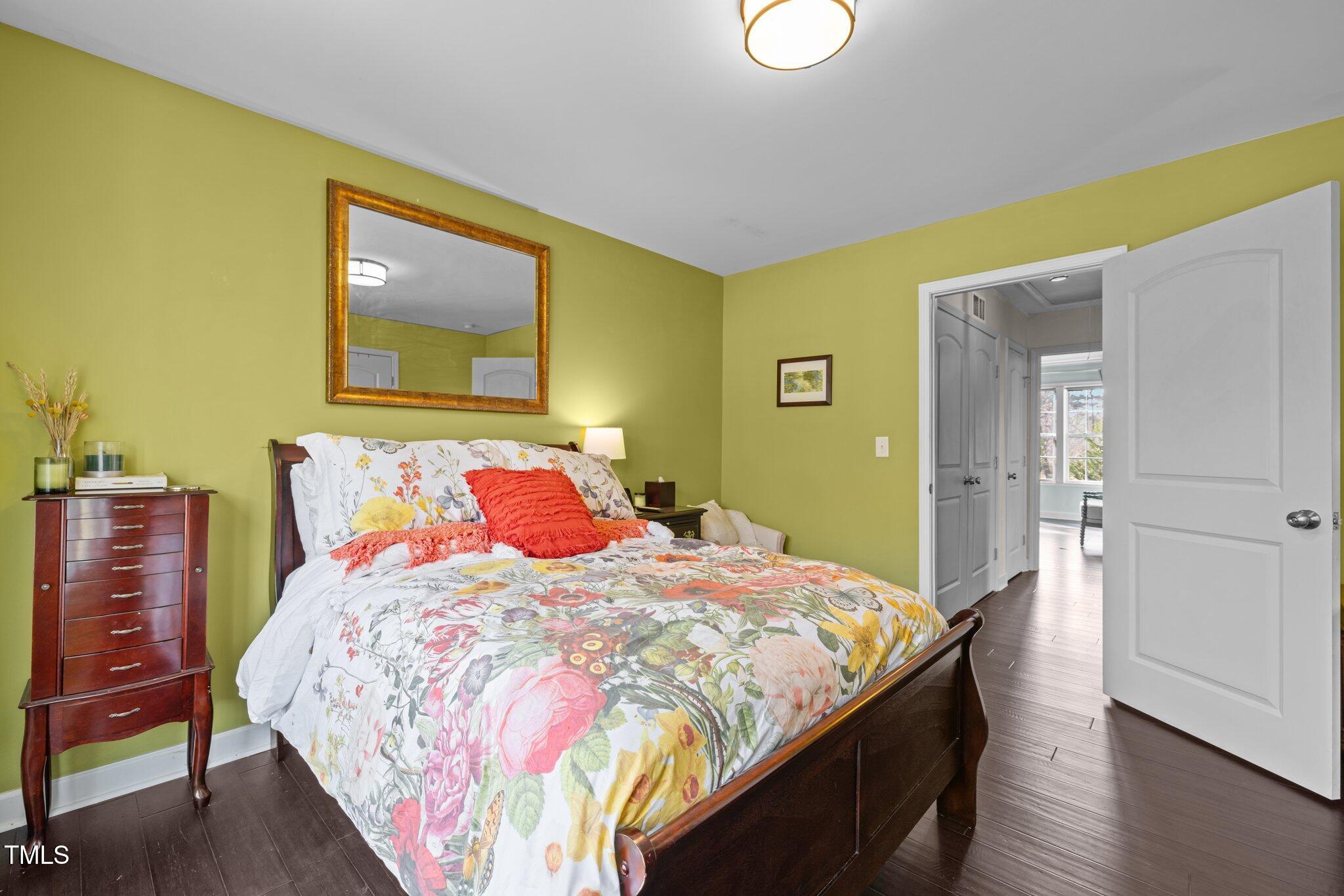 1404 Vanguard Place