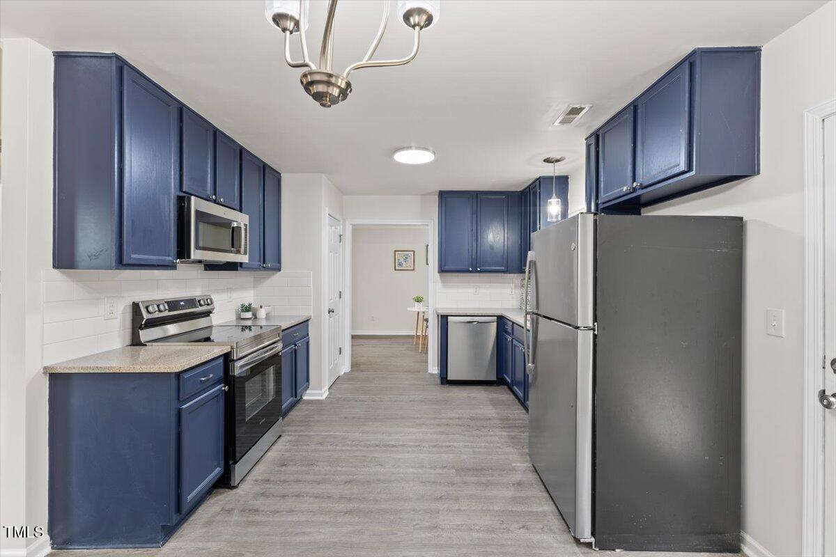 315 Inkster Cove