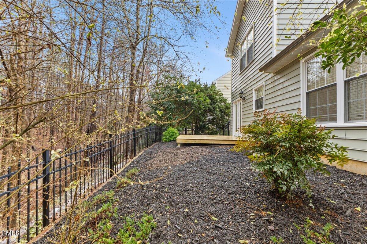 315 Inkster Cove