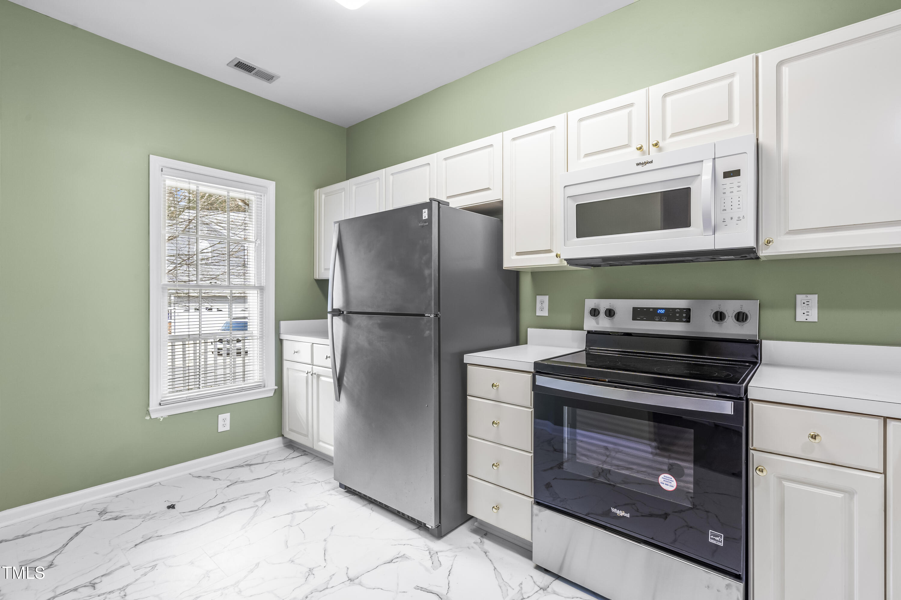 8310 Hempshire Place # 106