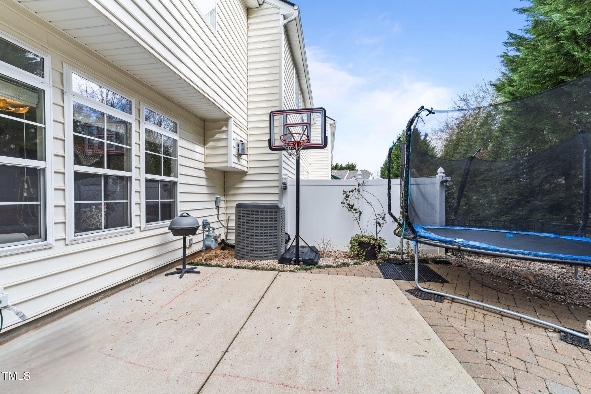 3124 Elm Tree Lane