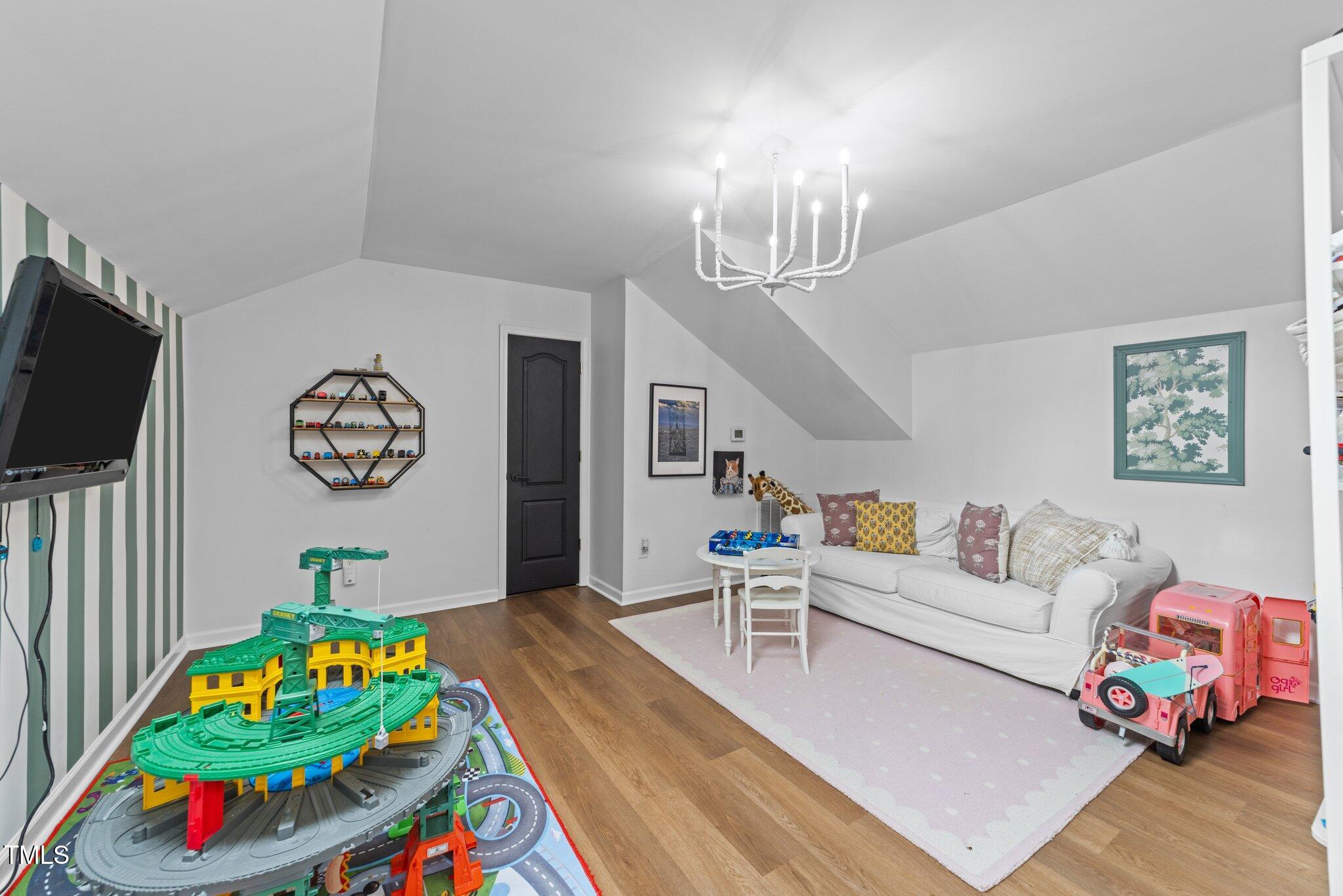 3124 Elm Tree Lane