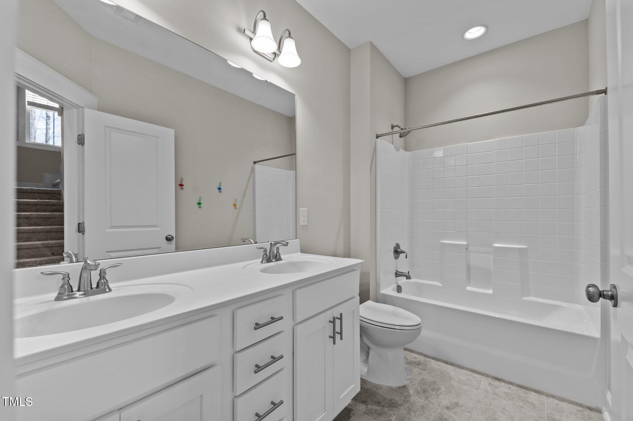 8816 Knights Union Way