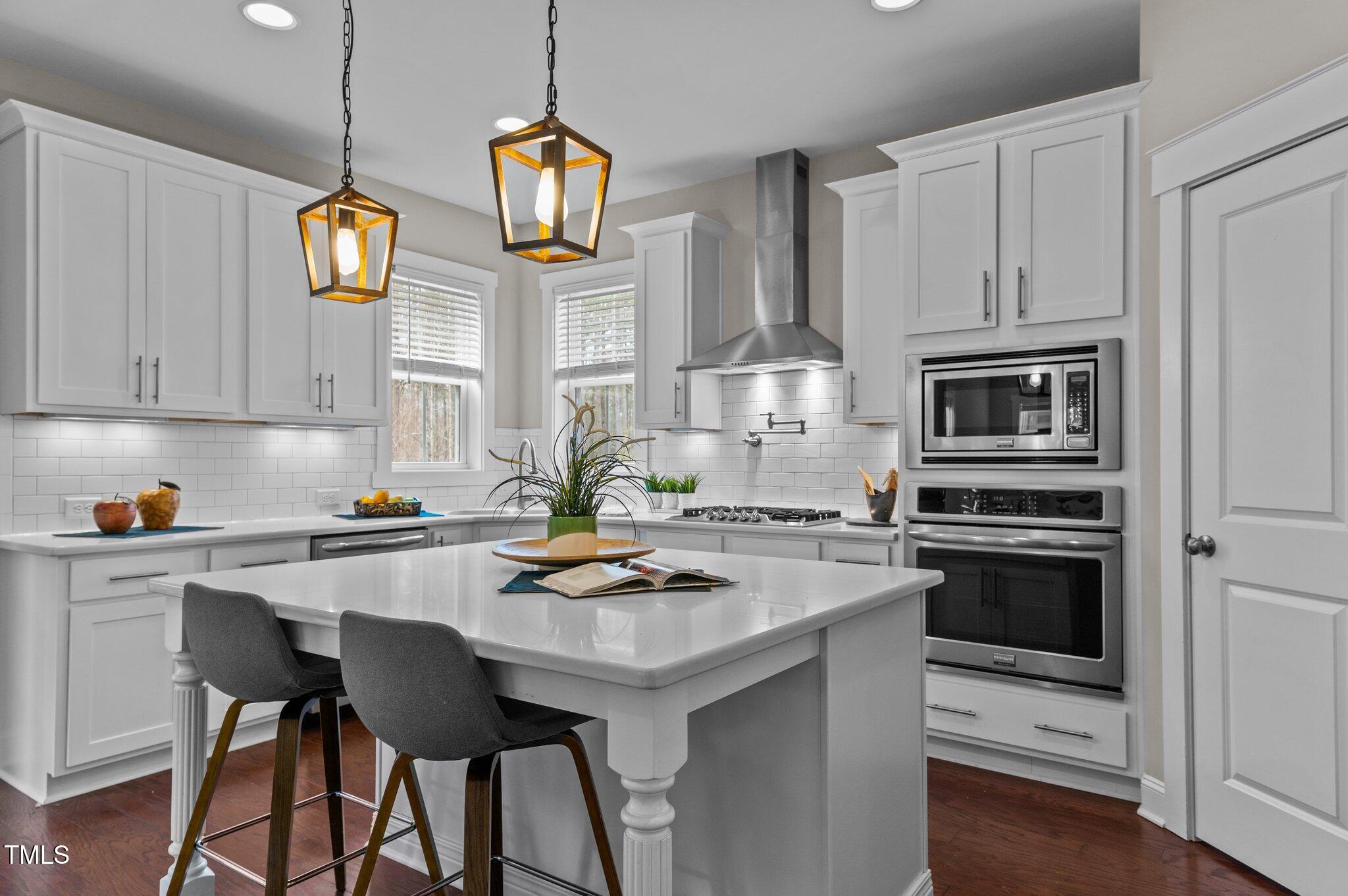 8816 Knights Union Way