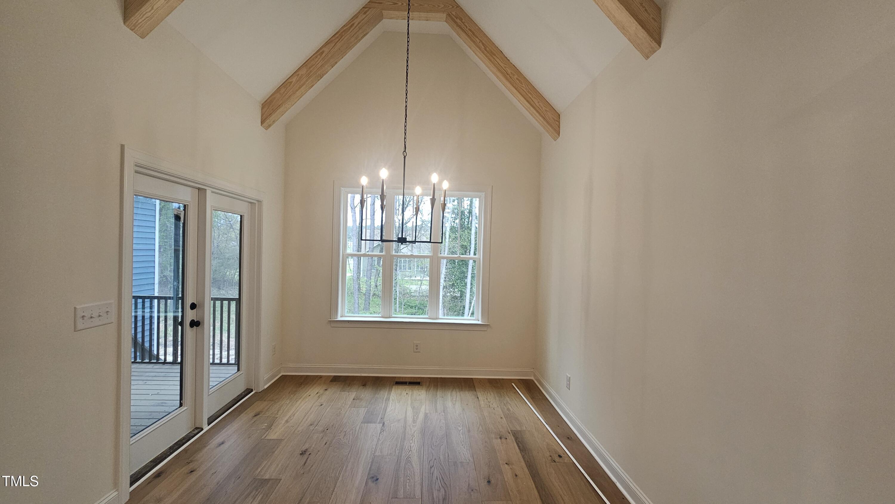 105 Leisure Lane