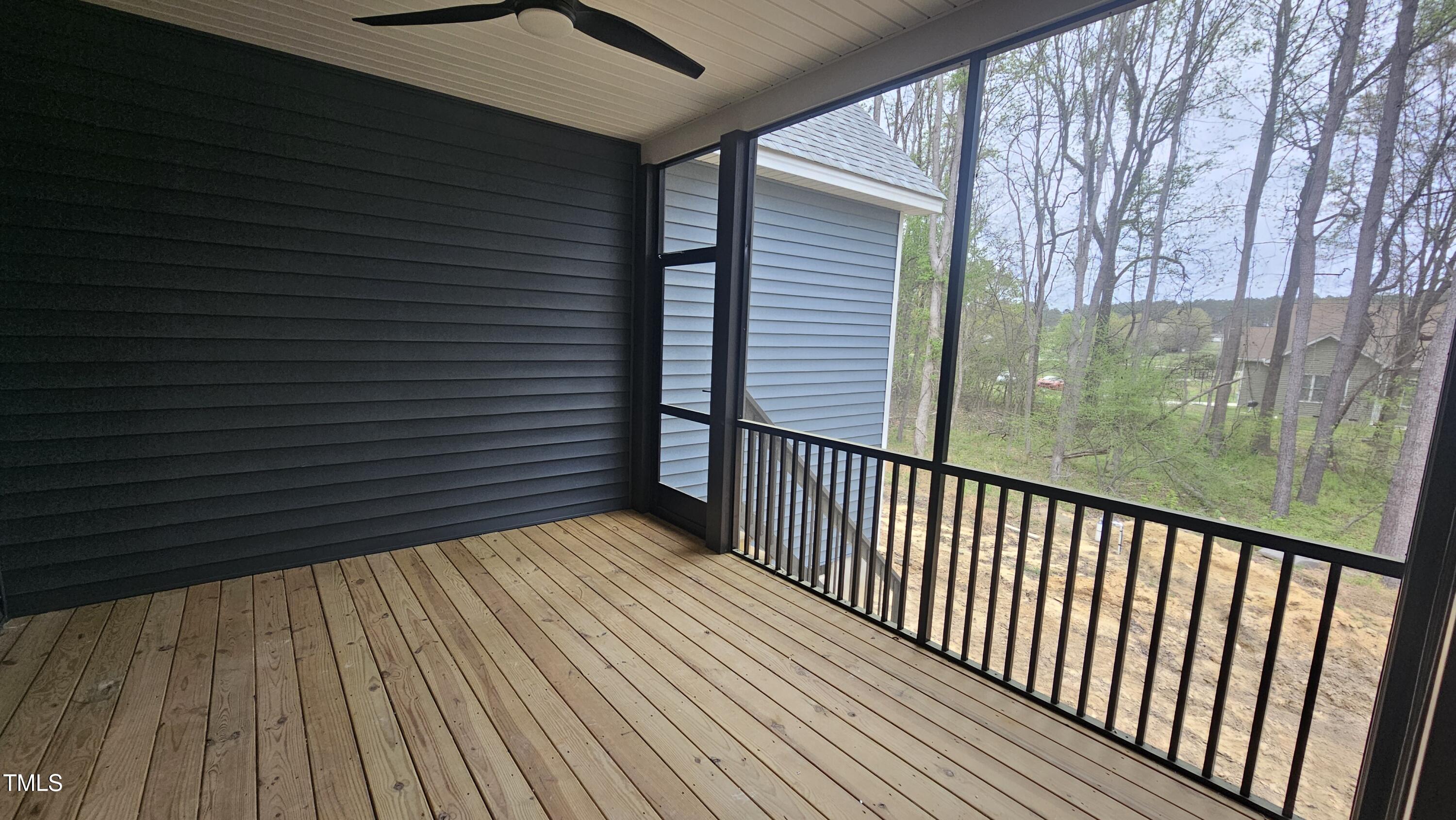 105 Leisure Lane