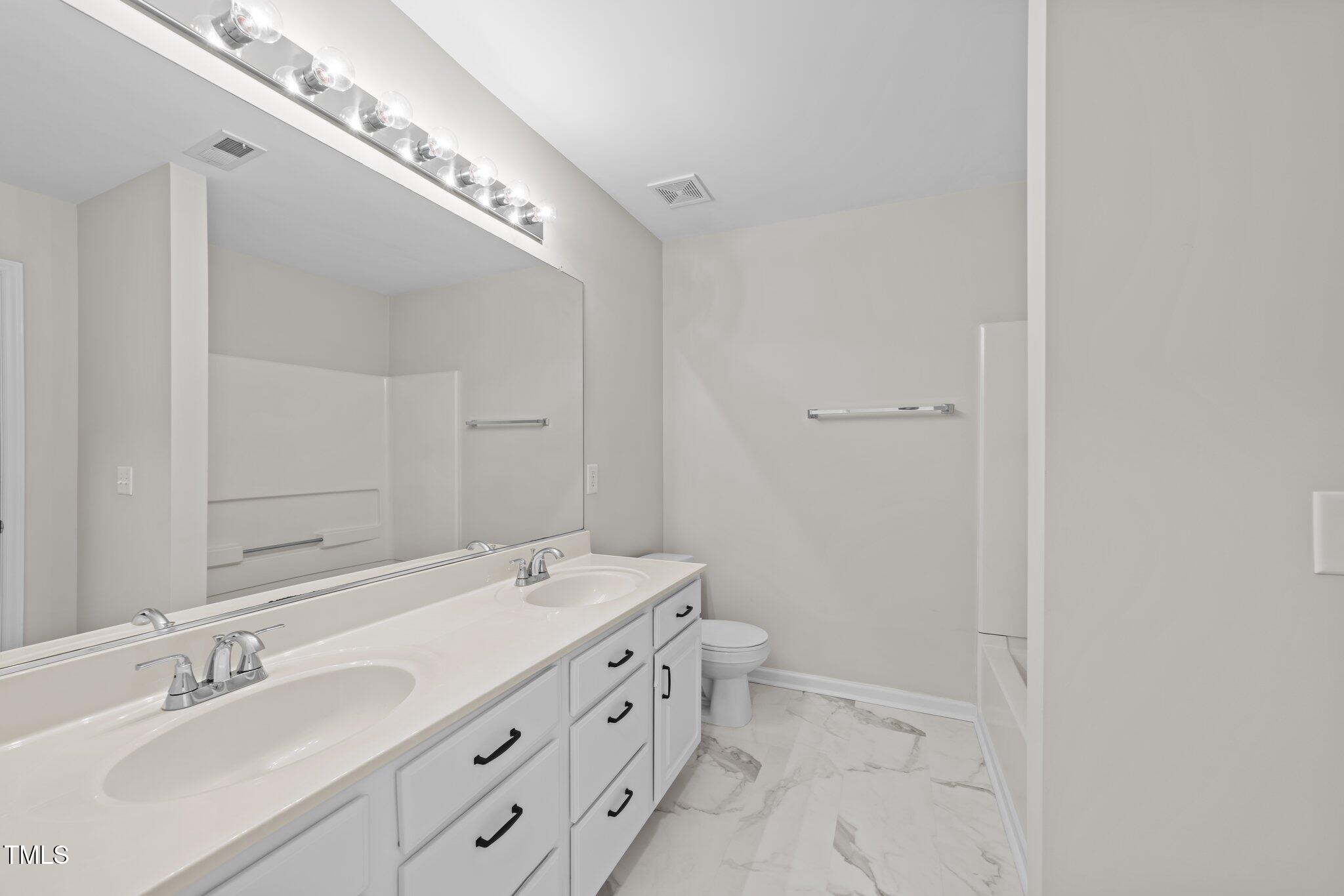 5421 Vista View Court