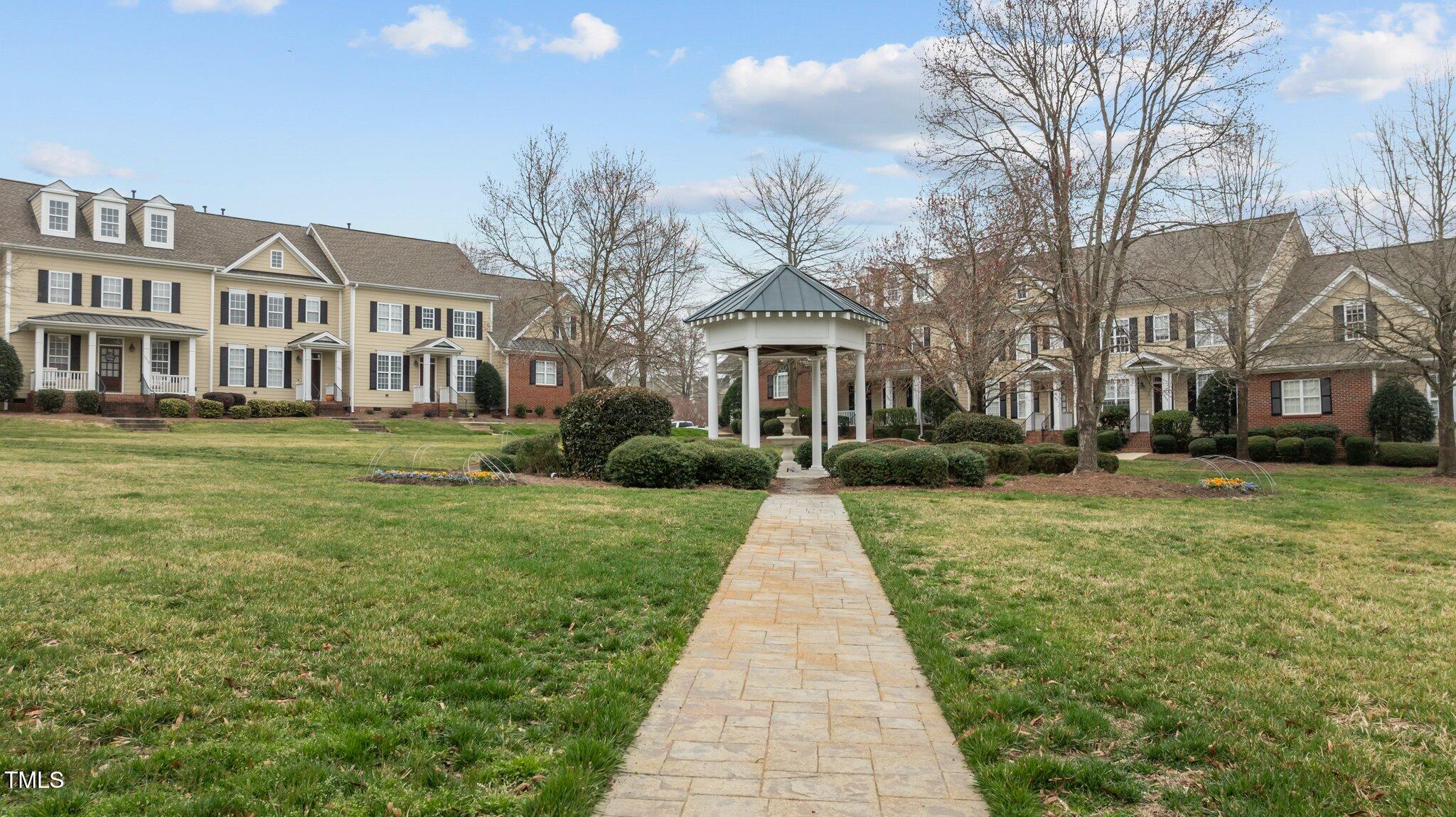 1203 Fairview Club Drive