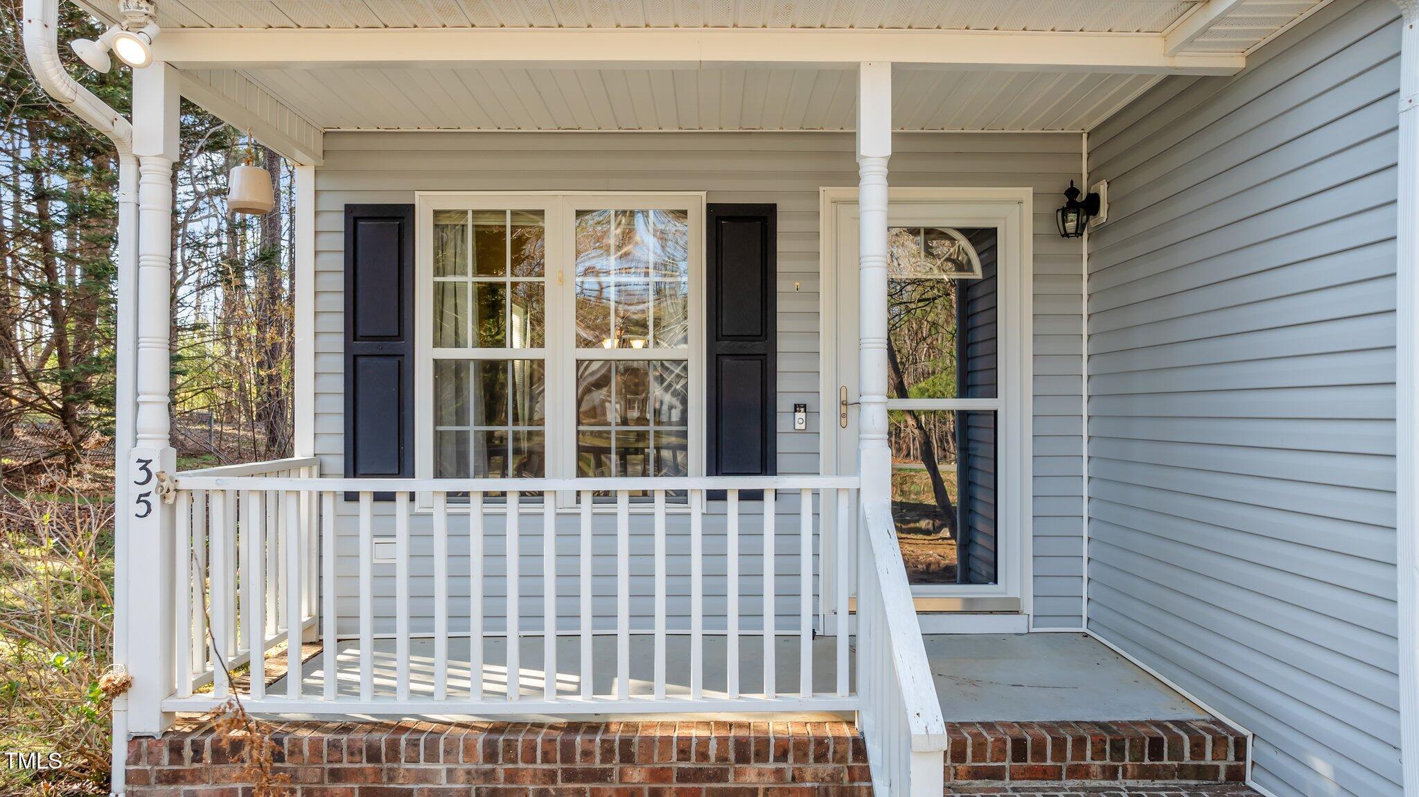35 Eagle Stone Ridge