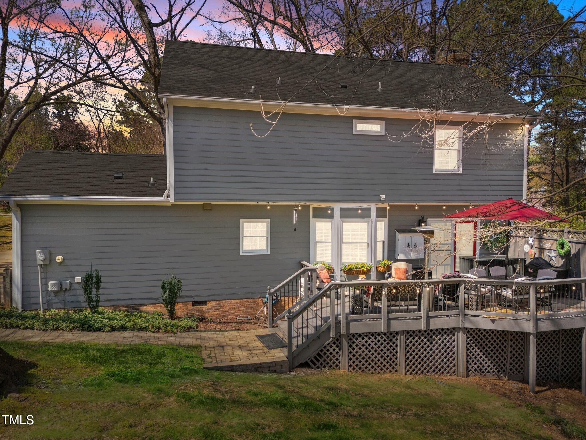2005 Bridgeport Drive