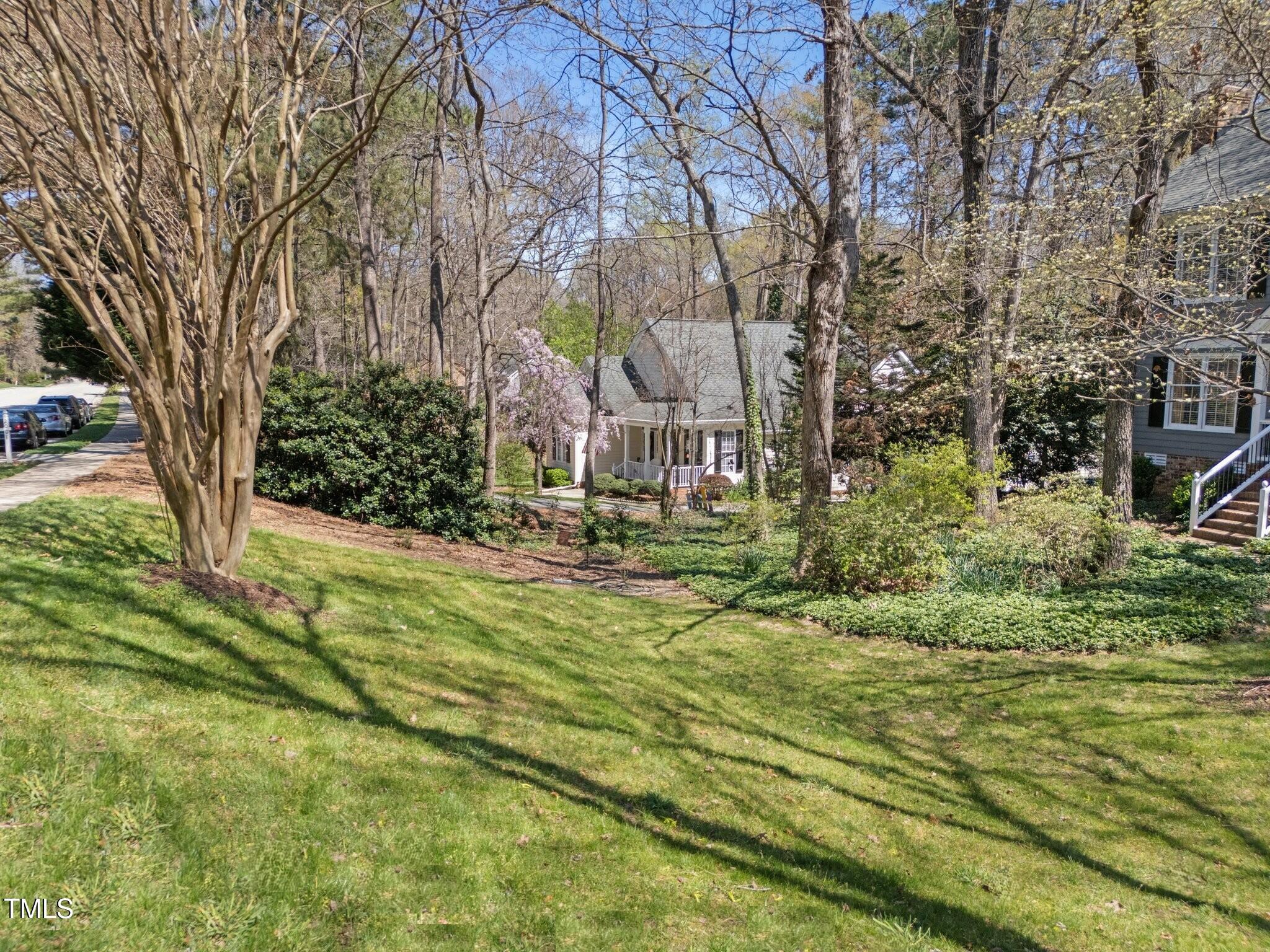 2005 Bridgeport Drive