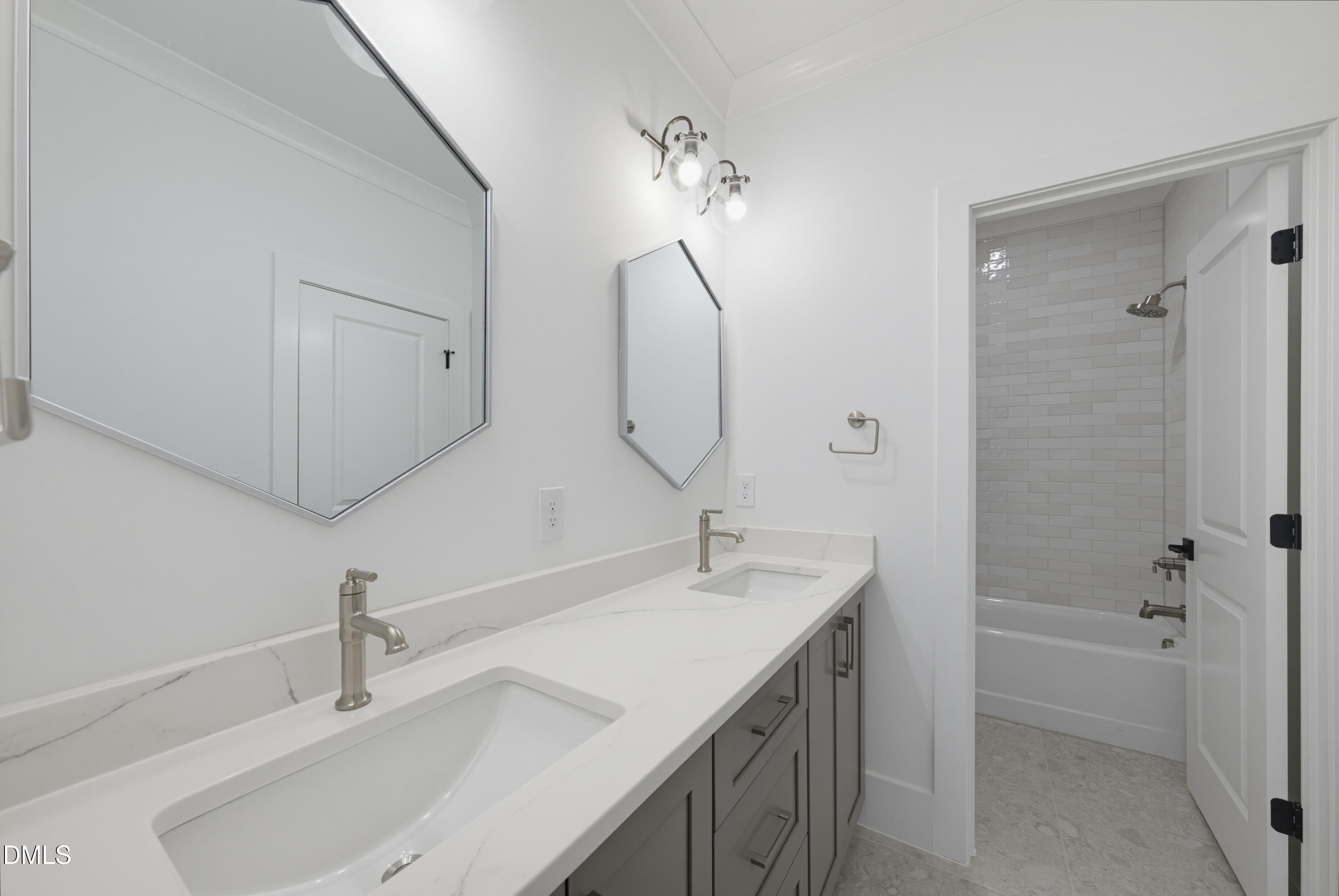 2957 Wexford Pond Way