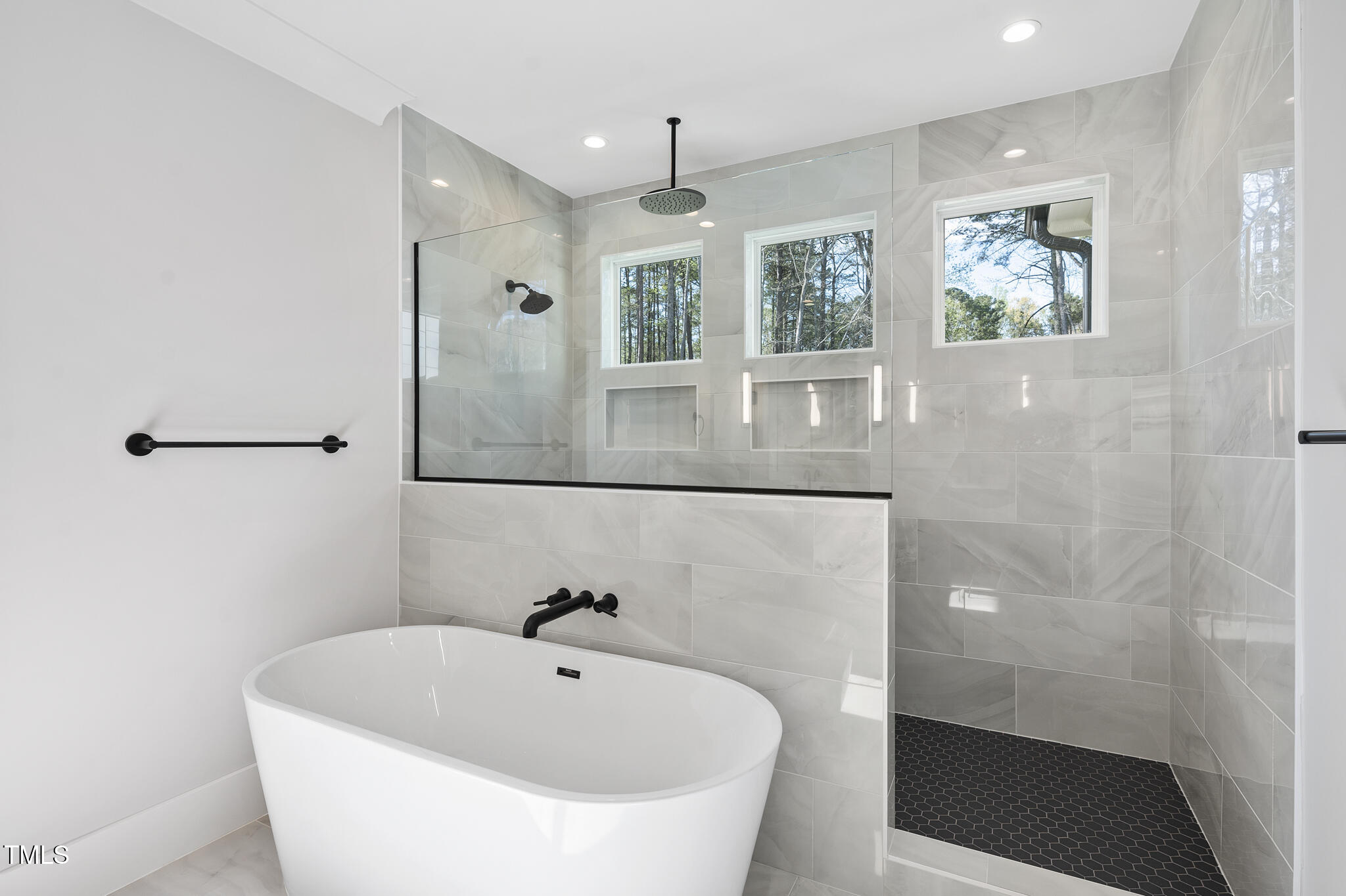 1520 Lake Adventure Court