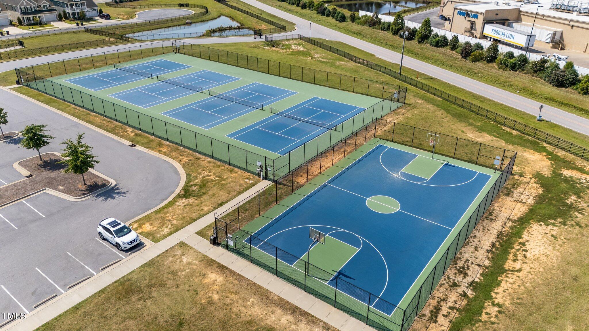 6 S Summerhill Ridge