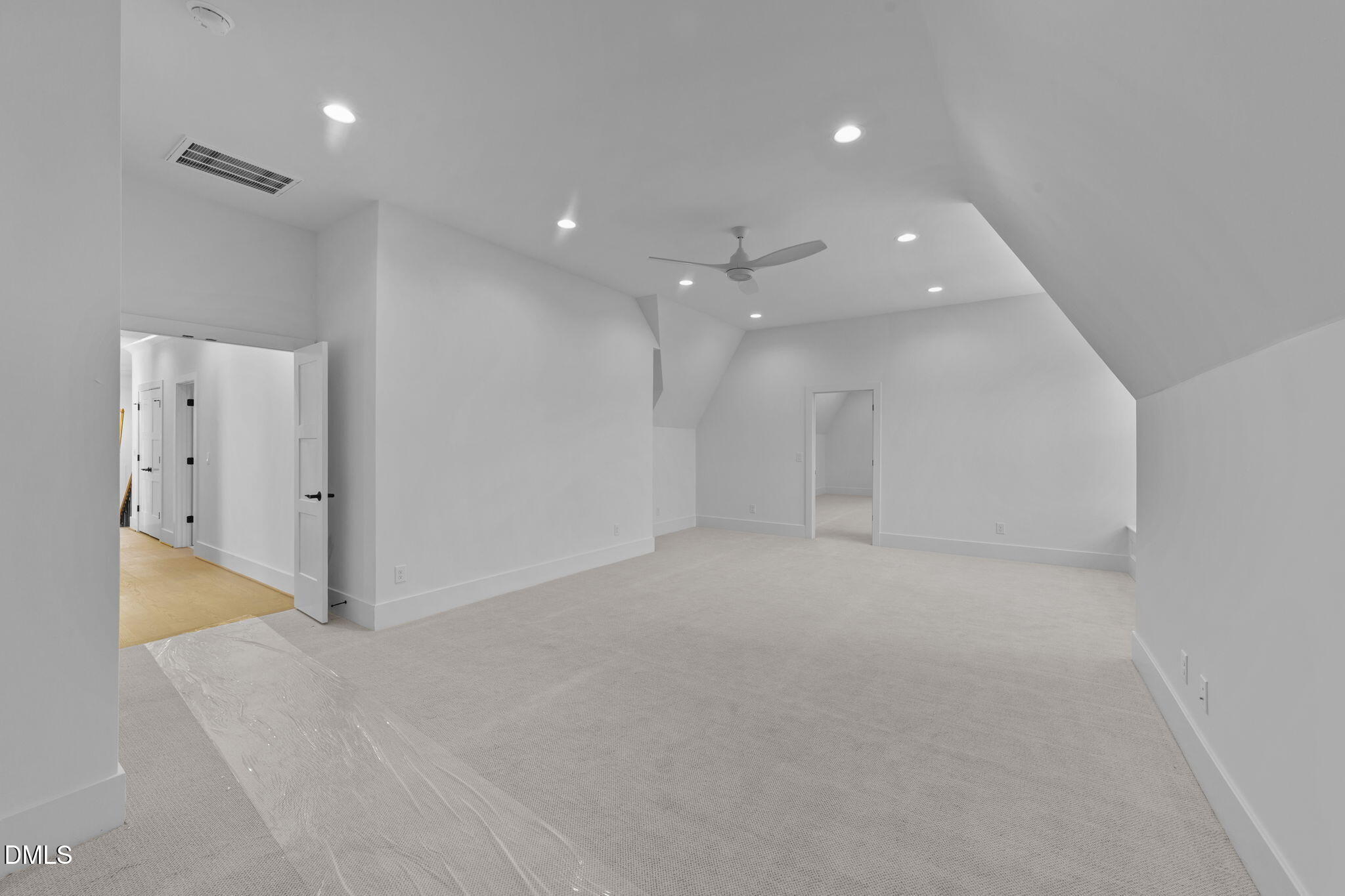 1218 Kingwood Drive