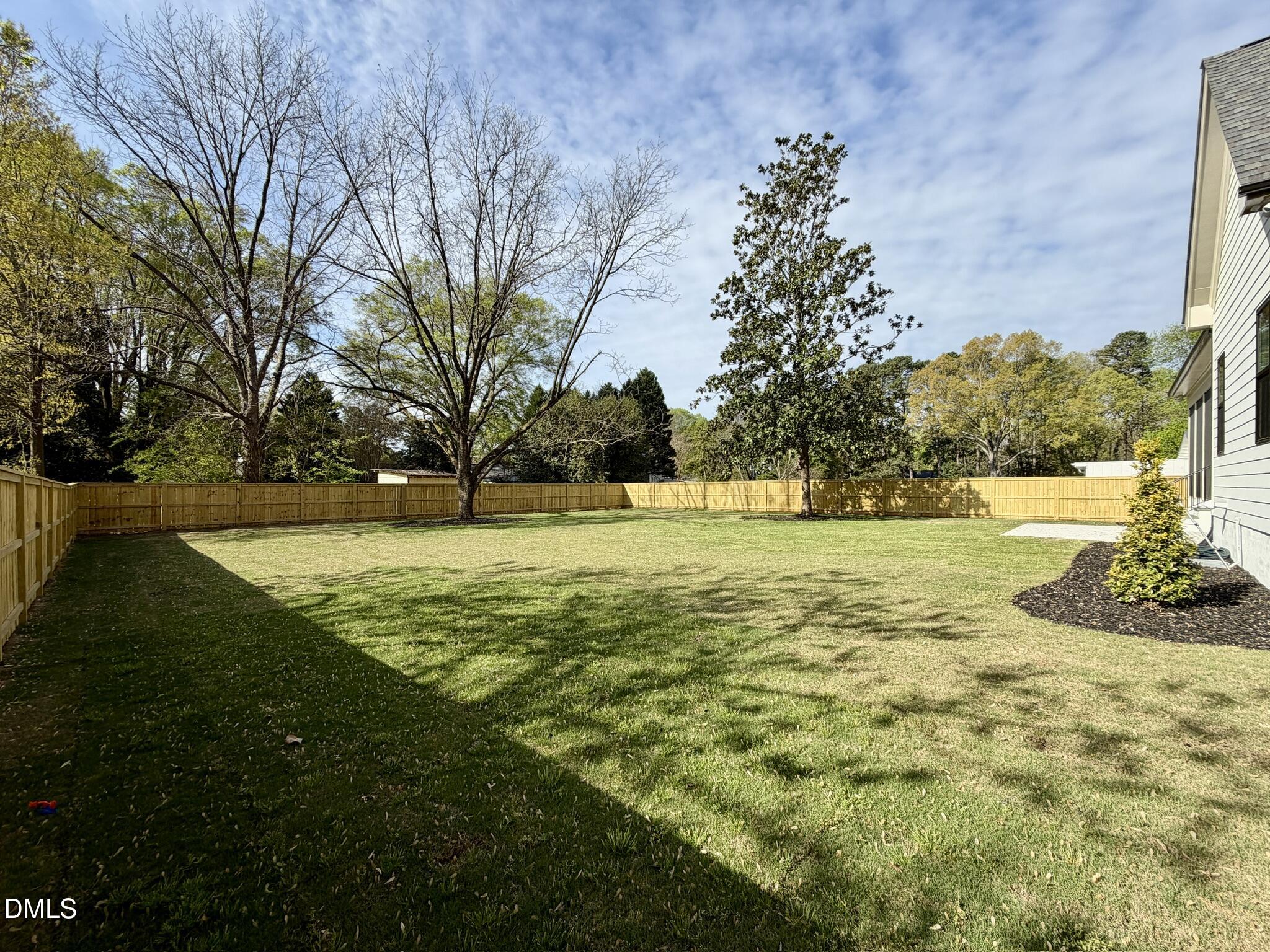 1218 Kingwood Drive