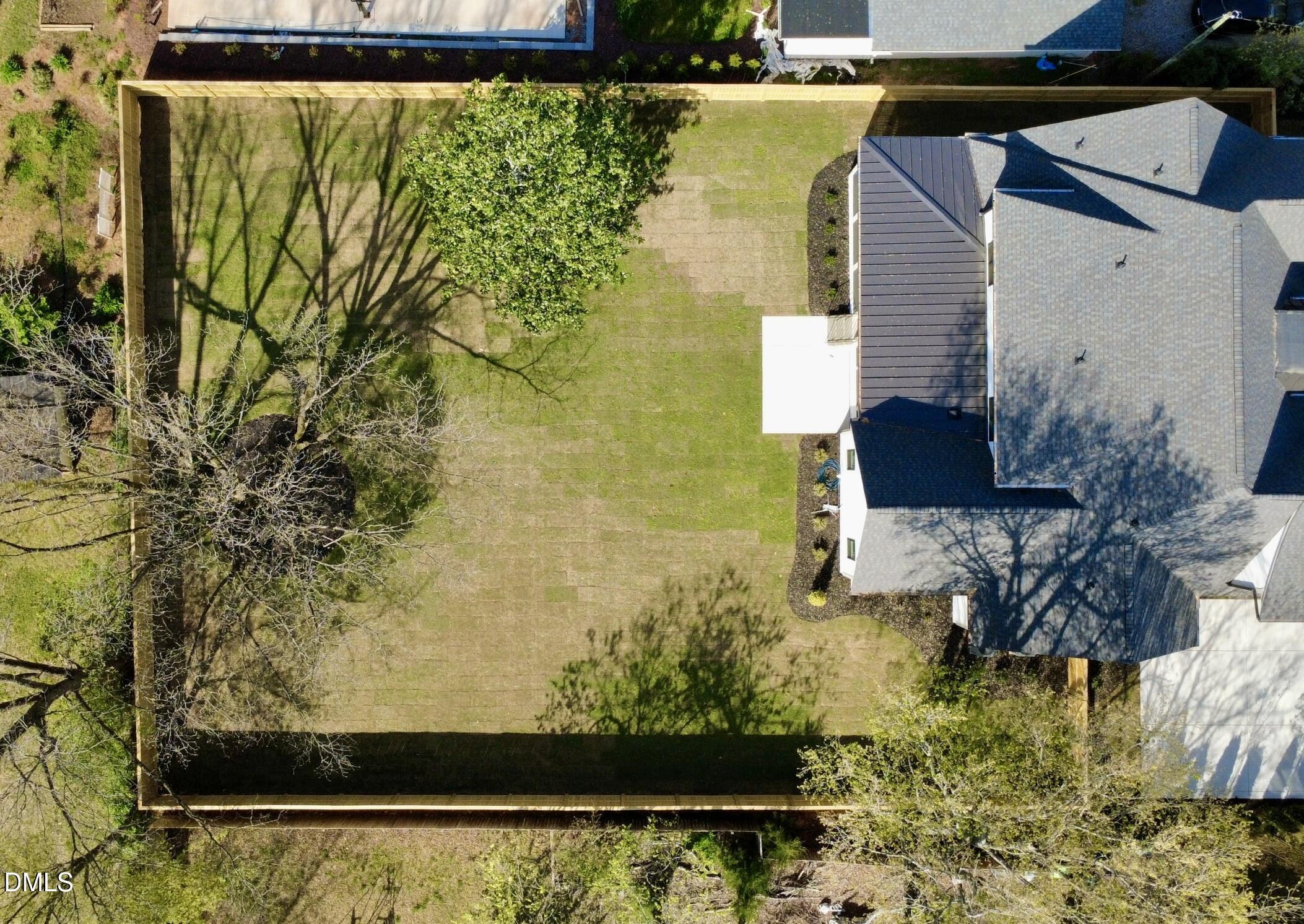 1218 Kingwood Drive