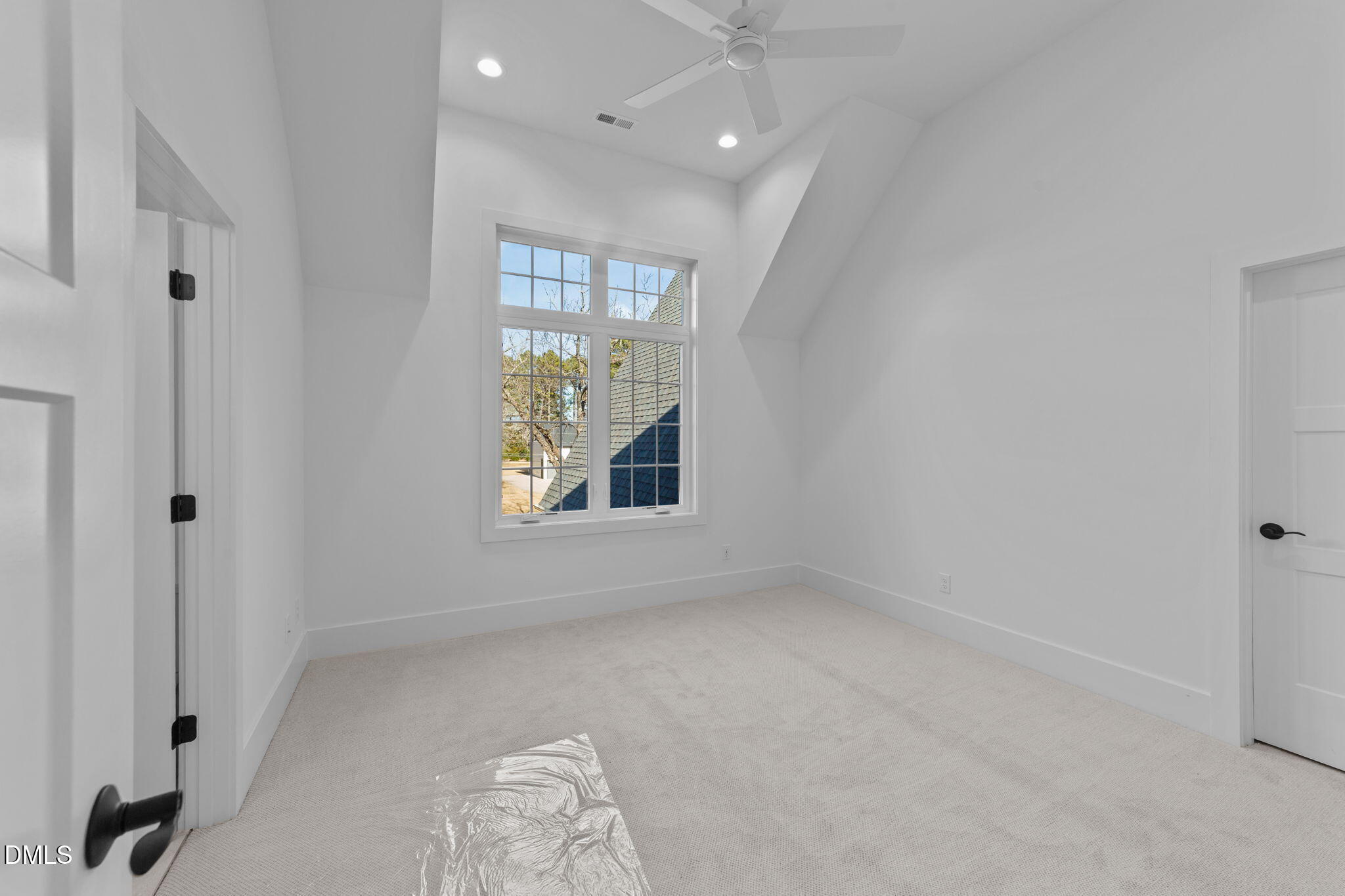 1218 Kingwood Drive