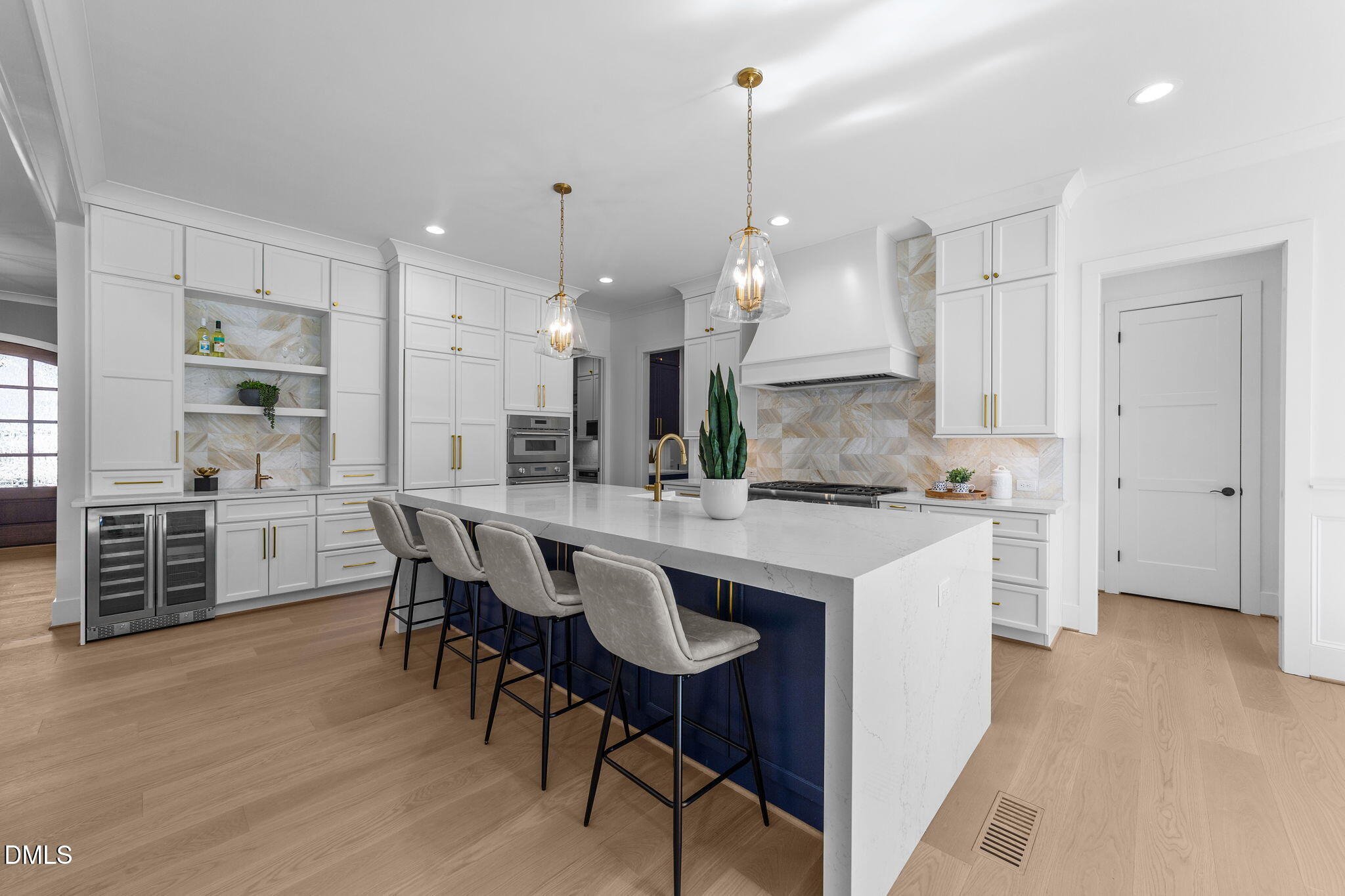 1218 Kingwood Drive