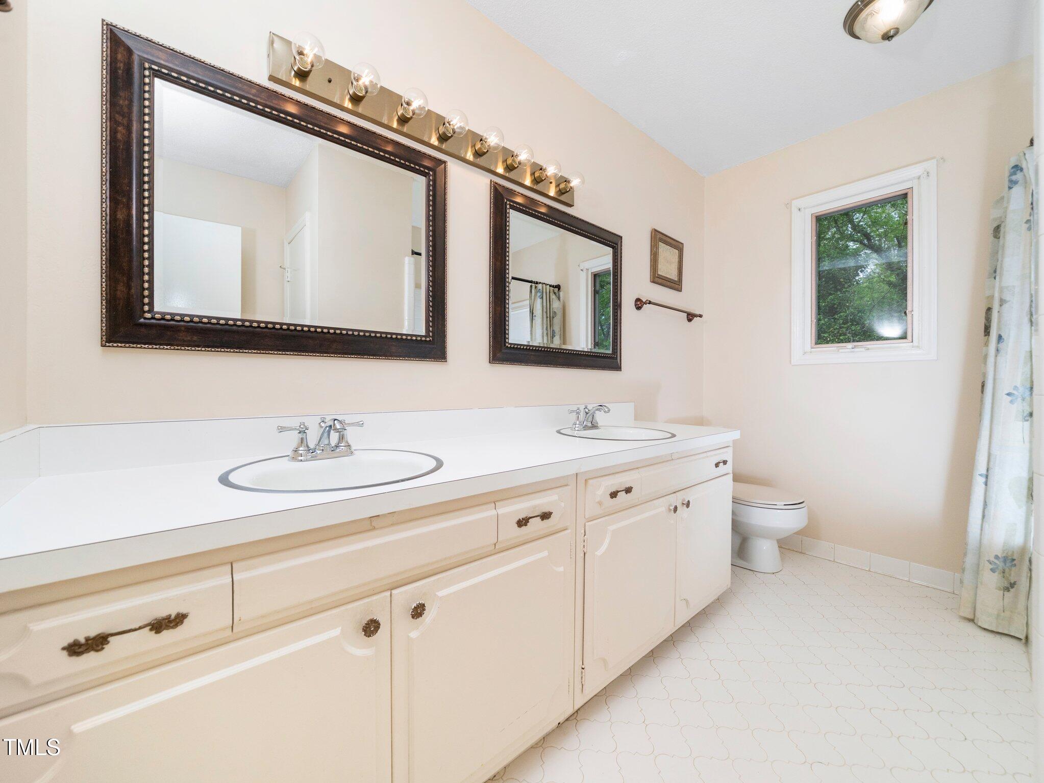 5816 Old Forge Circle