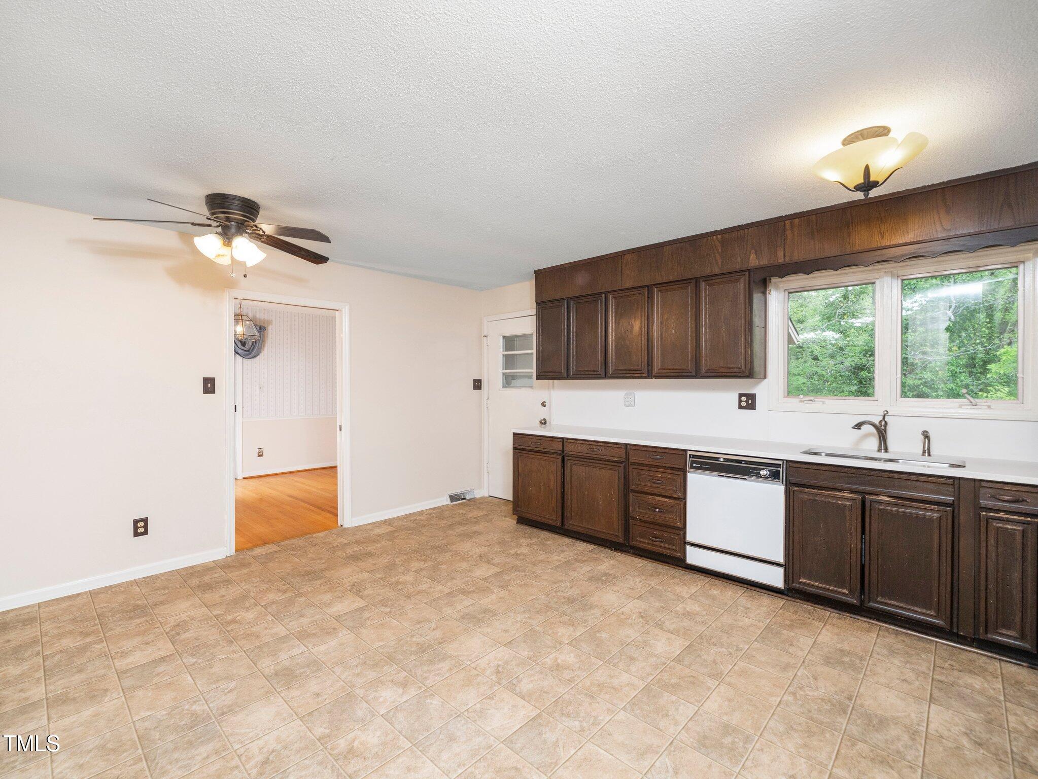 5816 Old Forge Circle