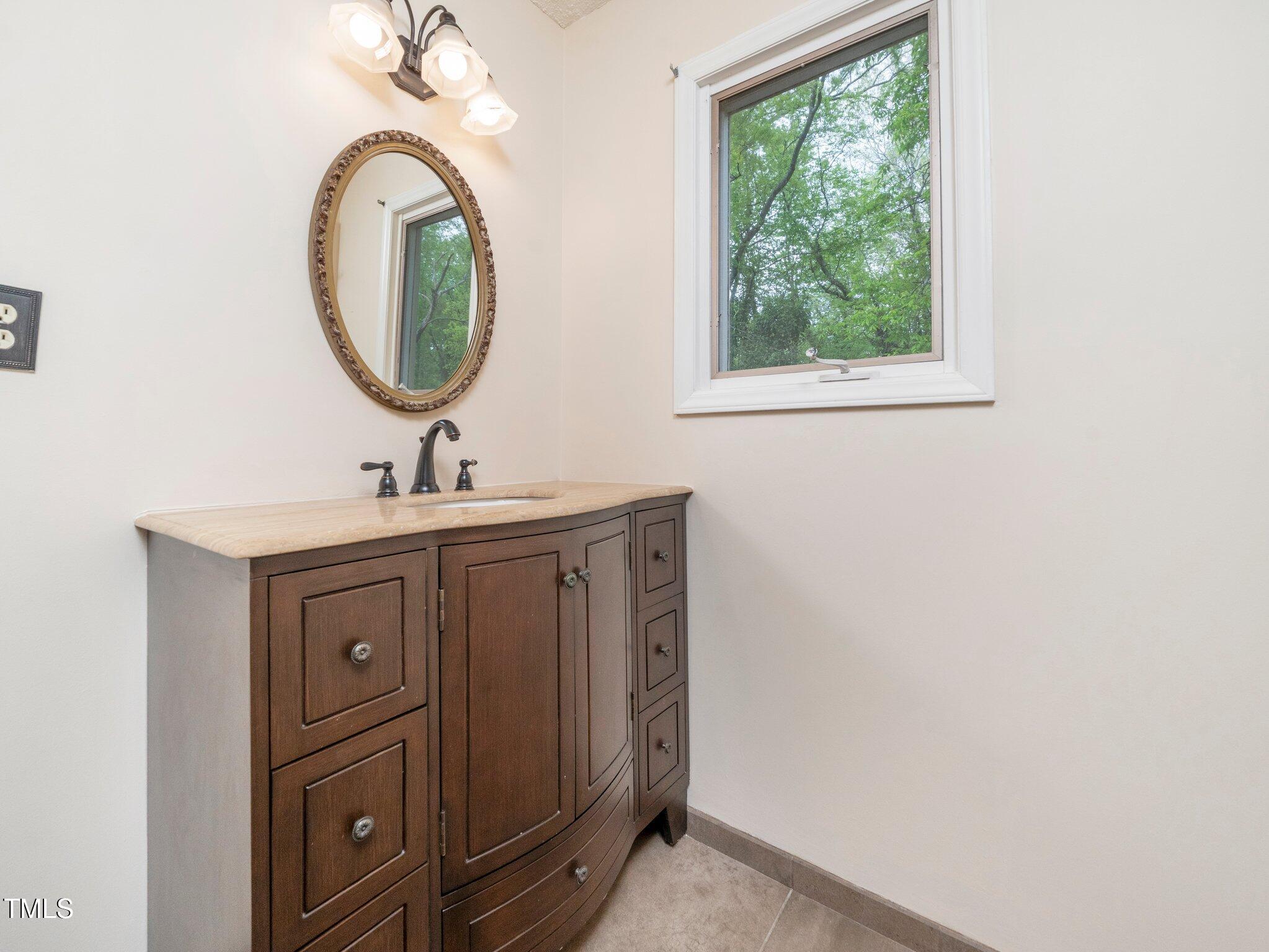 5816 Old Forge Circle