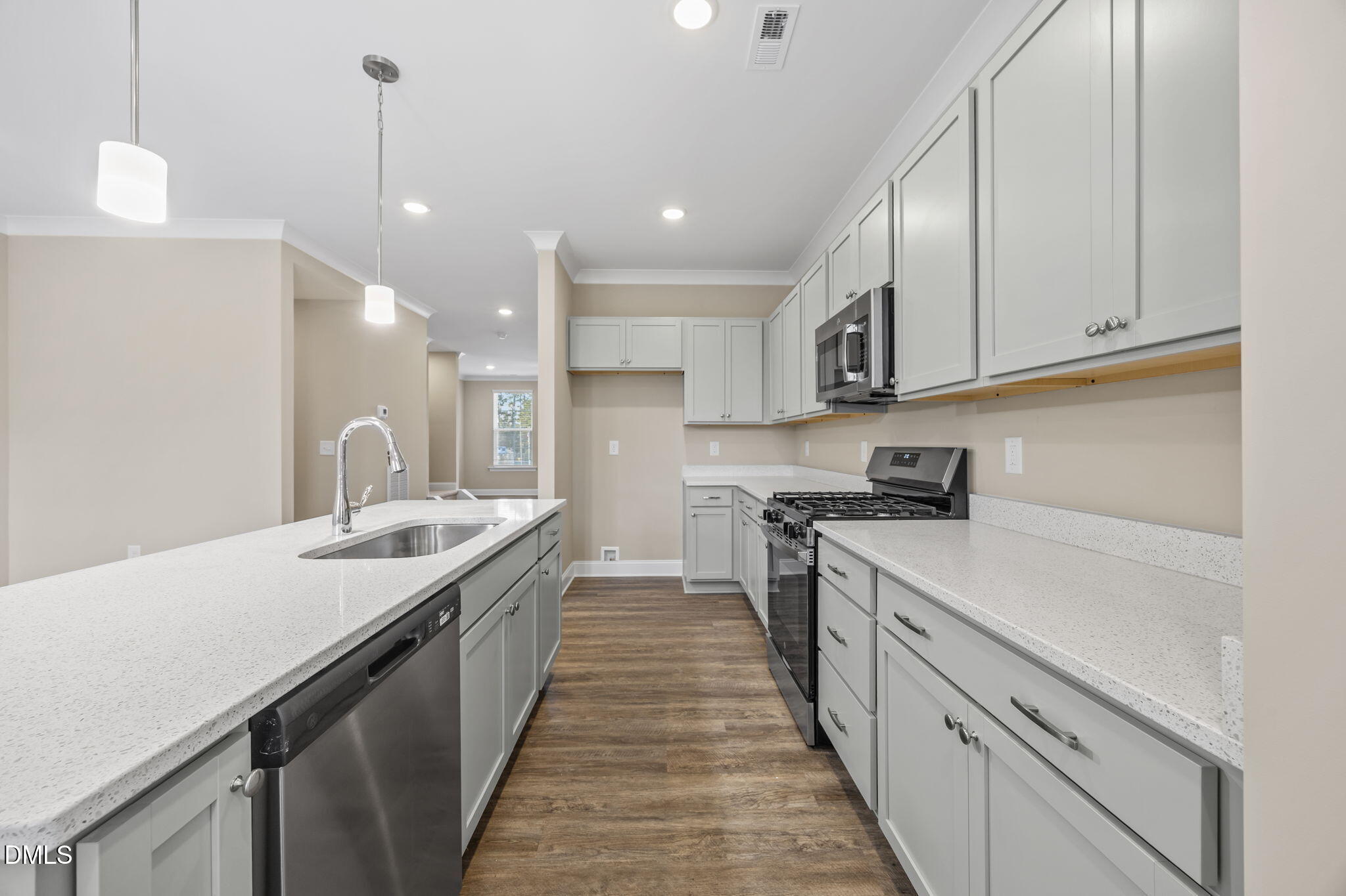 141 Pearl Street # 9