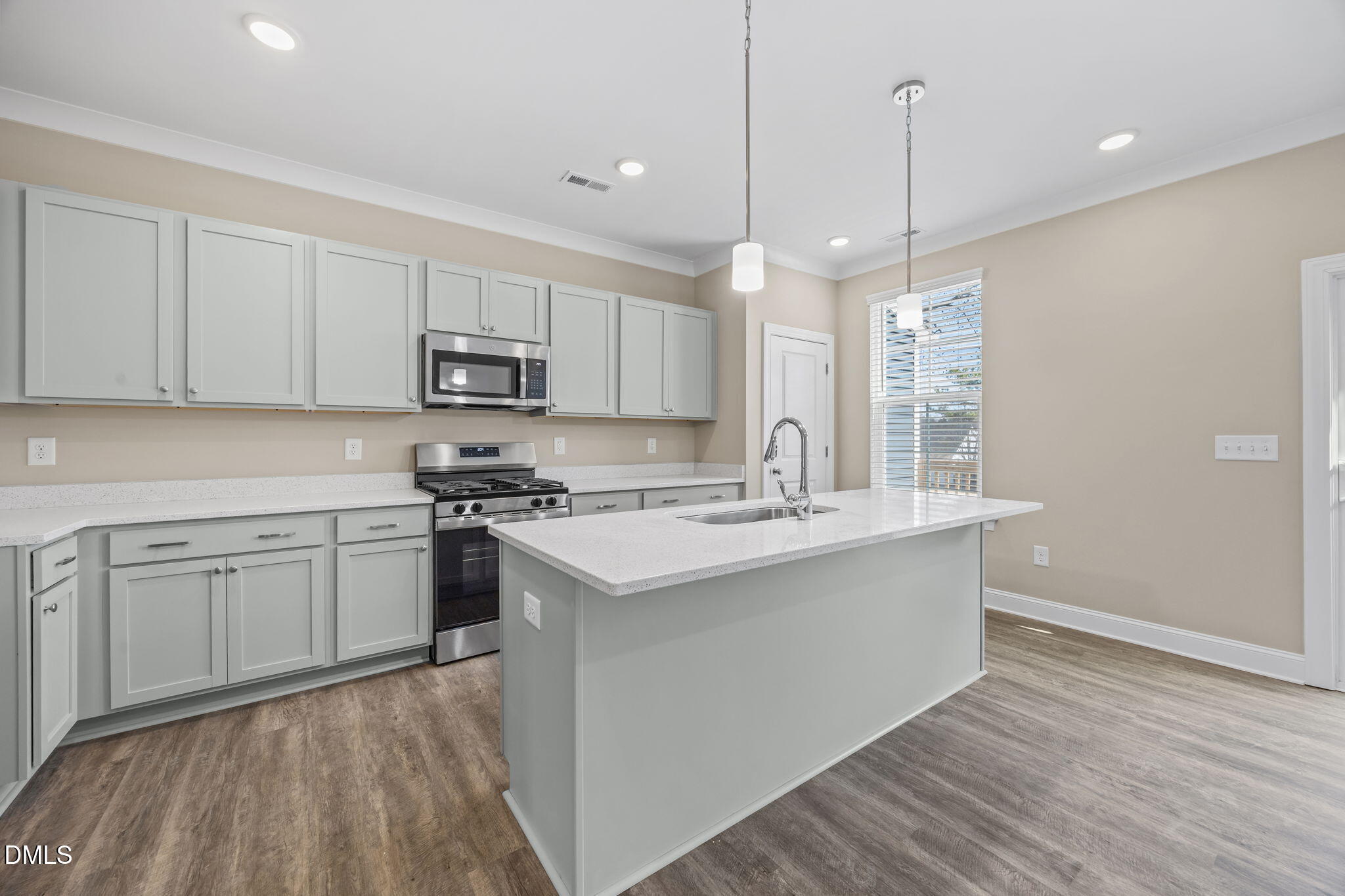 141 Pearl Street # 9