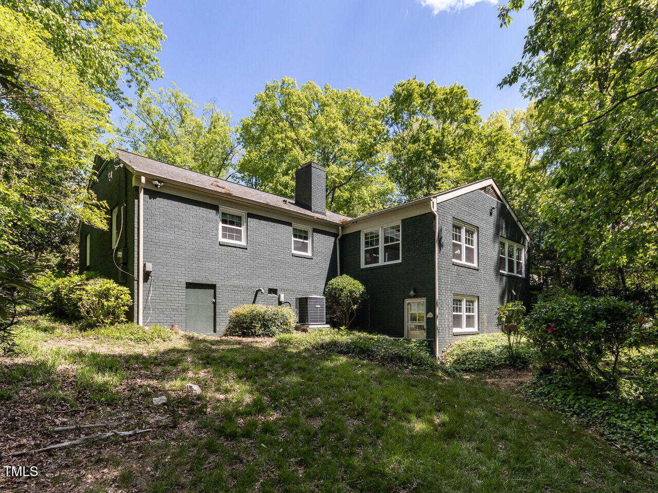 713 Macon Place