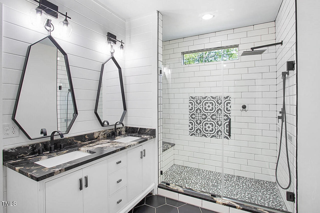 1301 Tawny View Lane