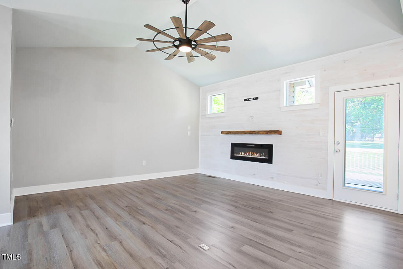 1301 Tawny View Lane