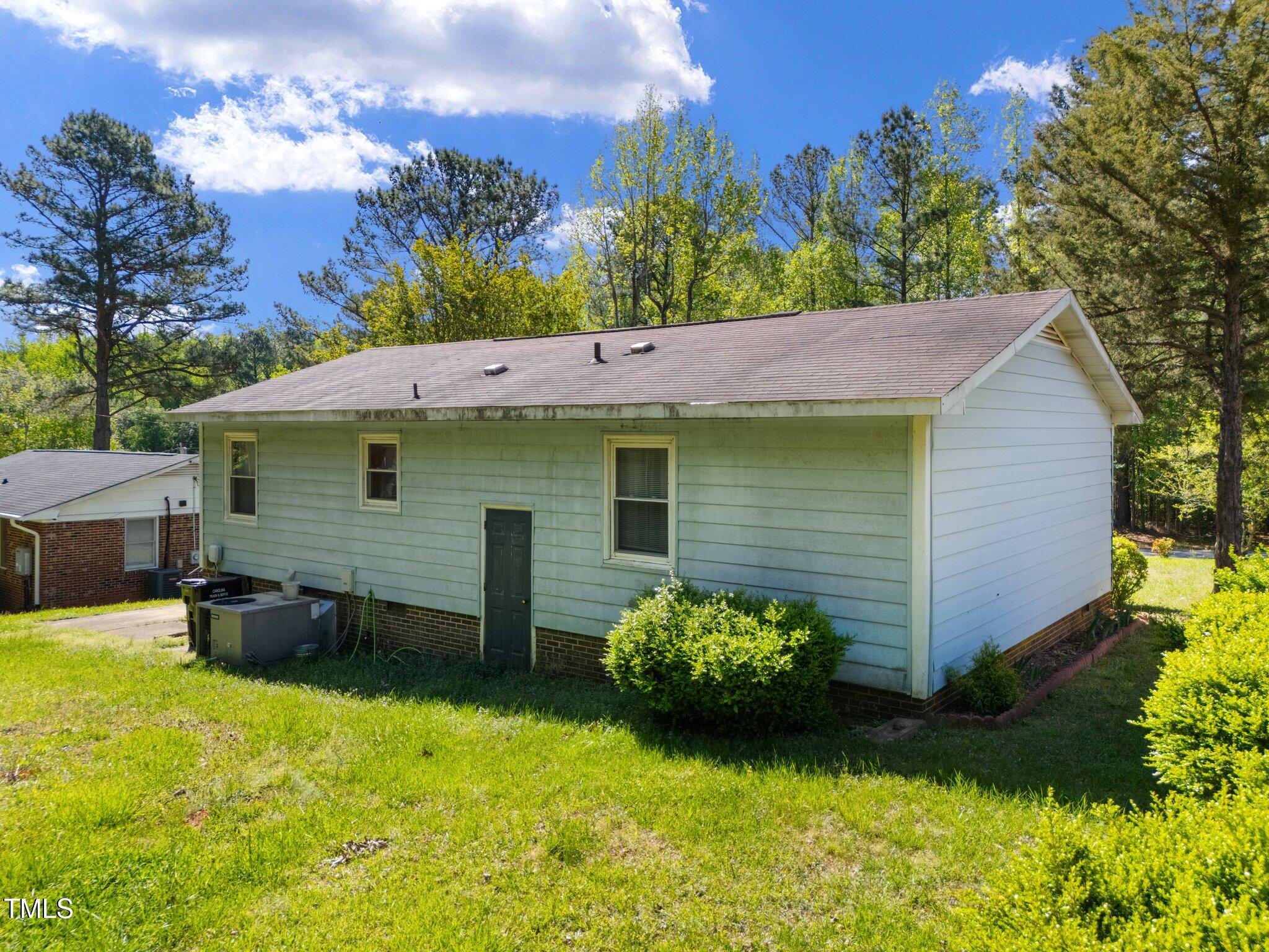 3016 Fields Drive