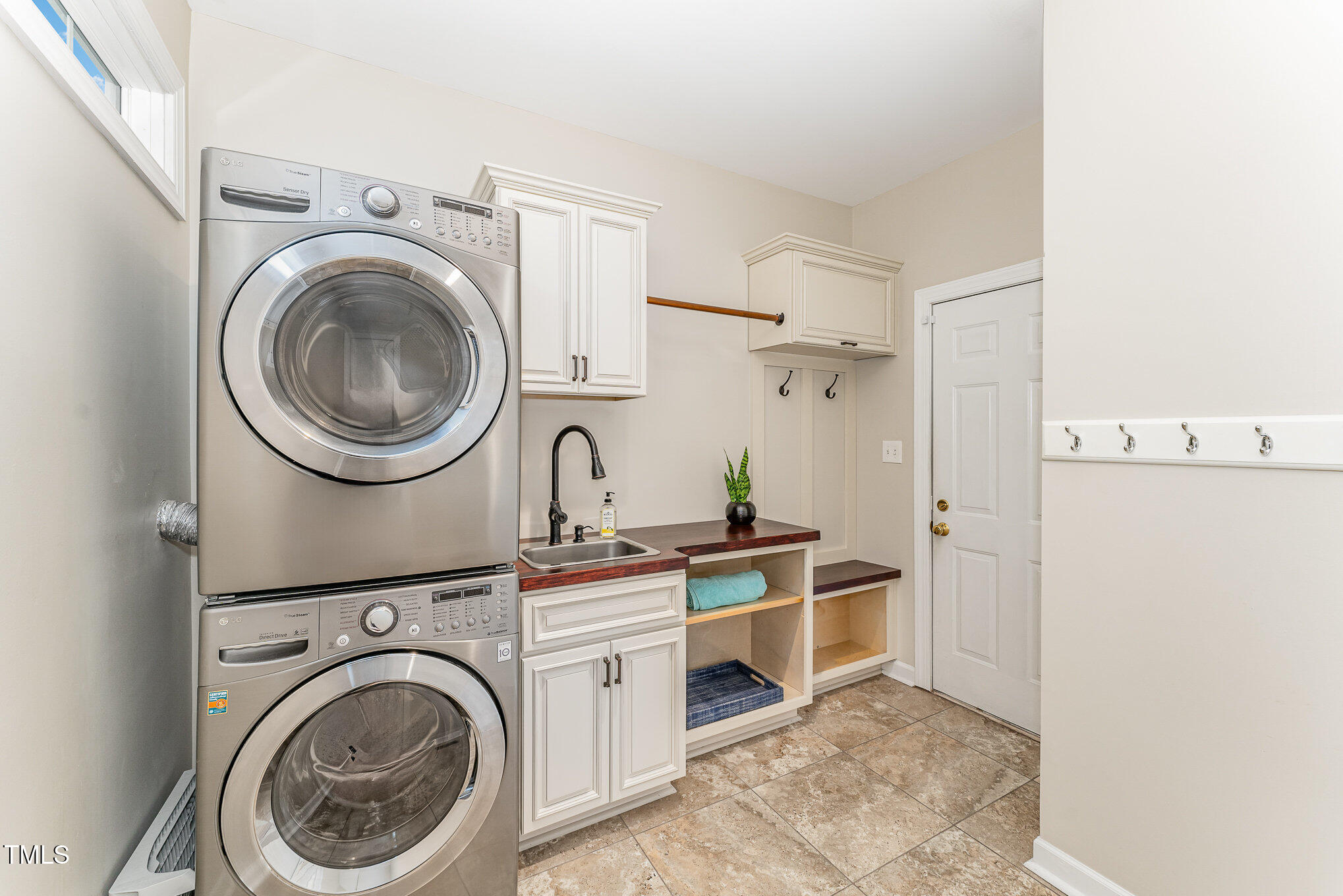 111 Murdock Creek Court