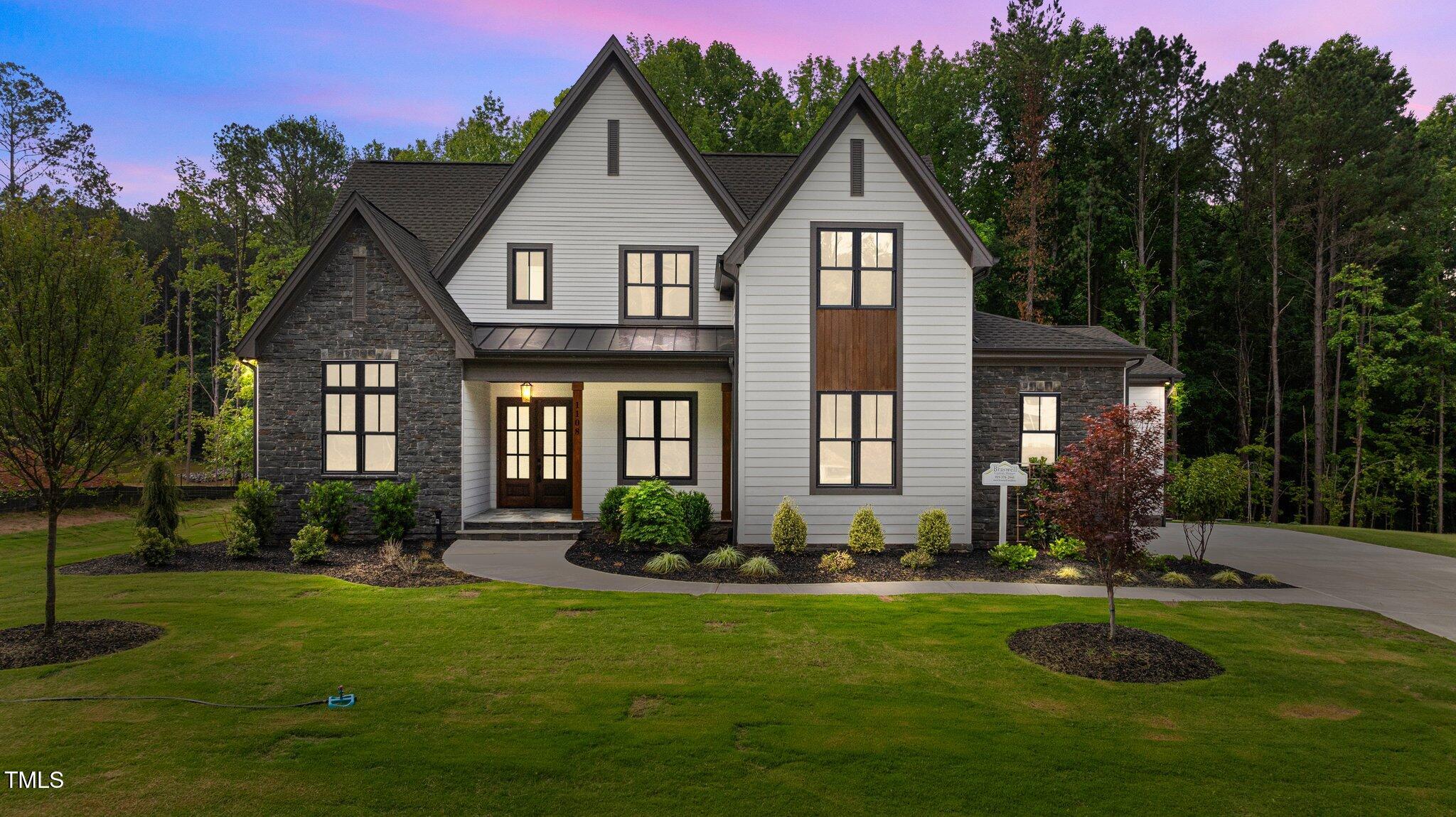 1108 Delilia Lane