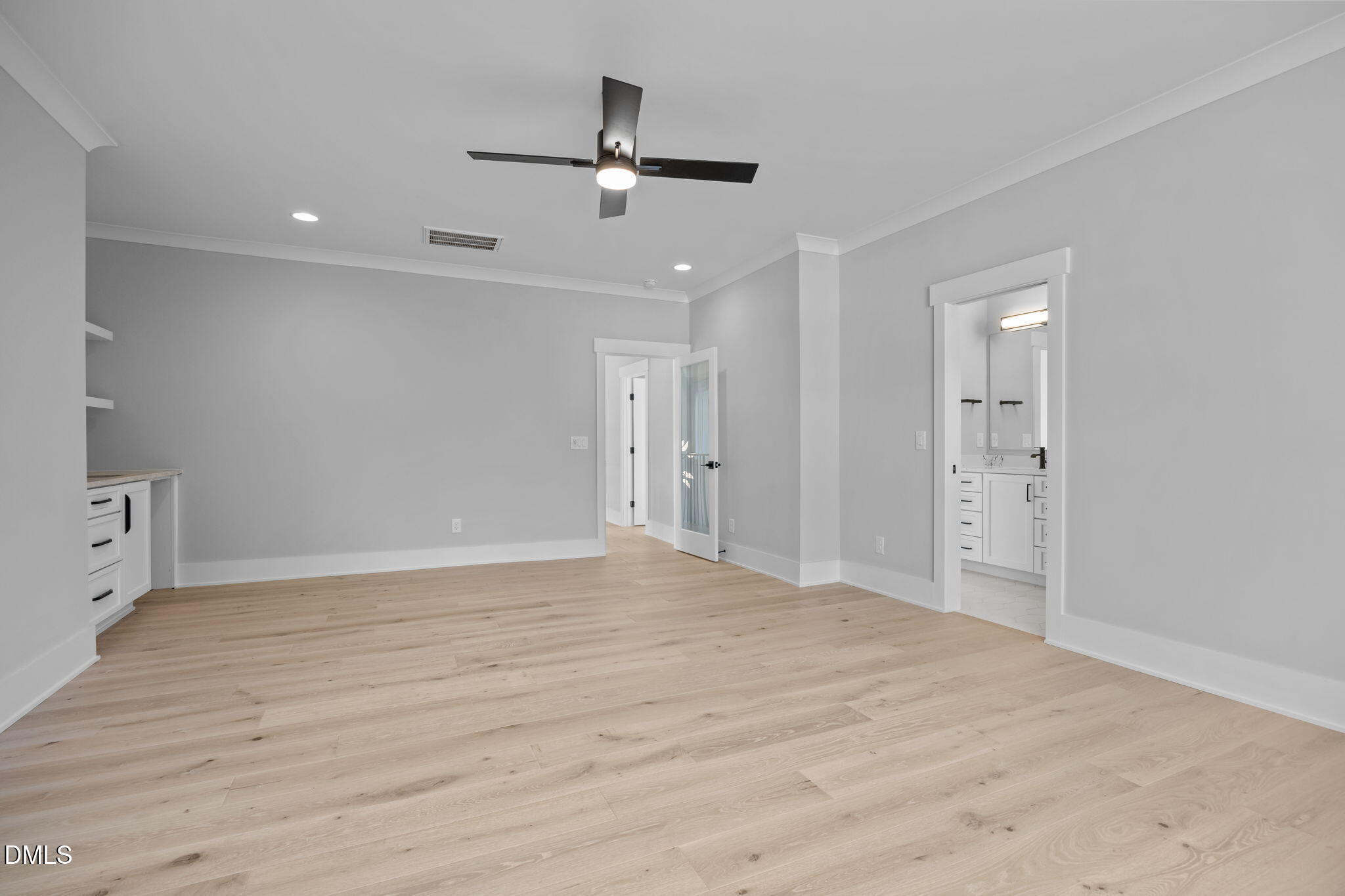 7805 Ailesbury Road
