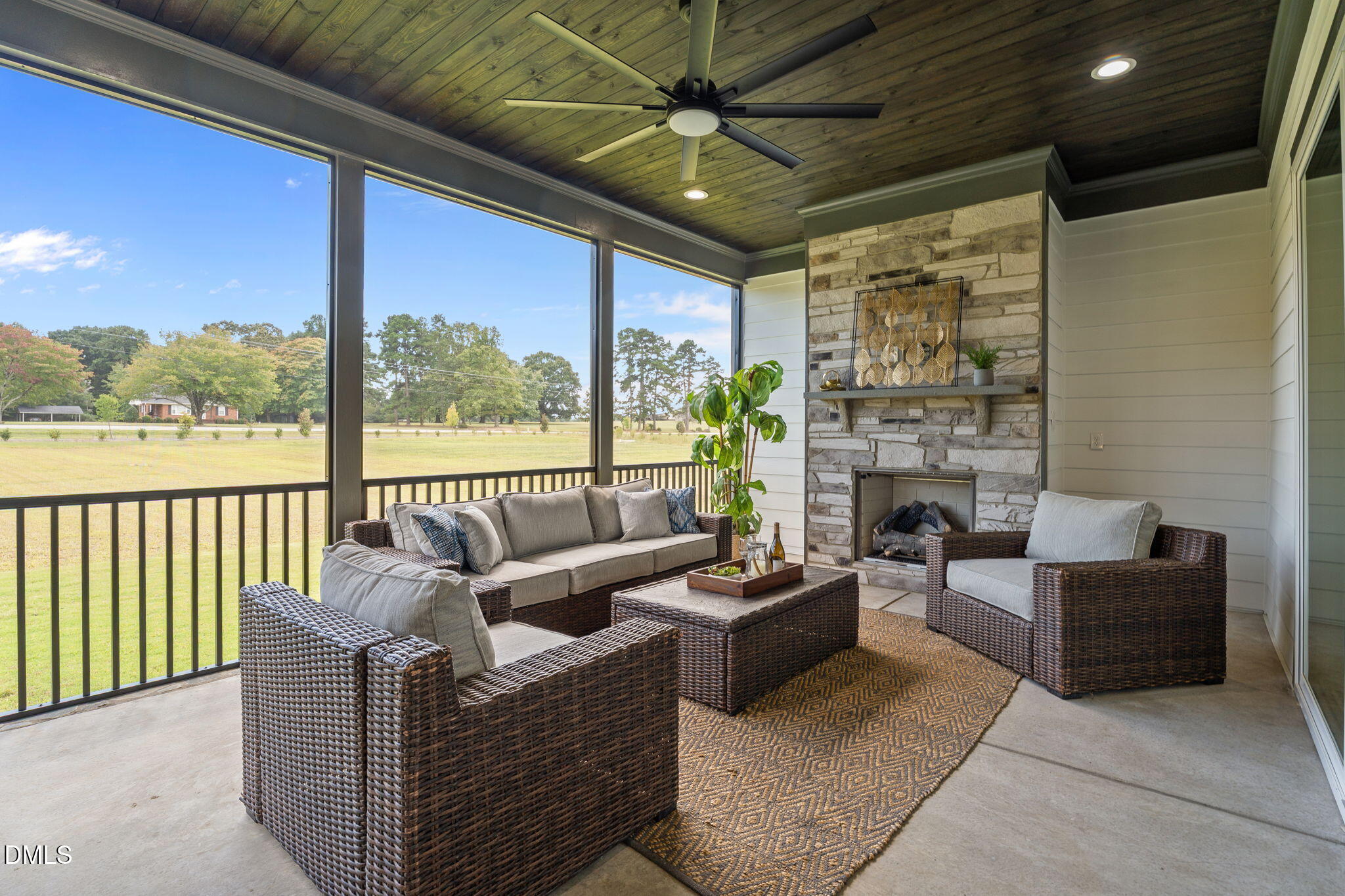 200 Broadleaf Lane